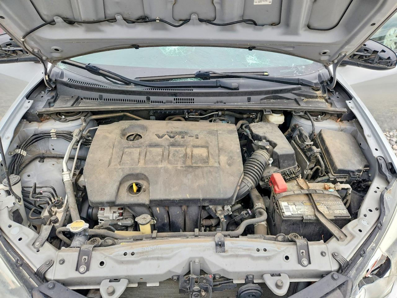 2014 Toyota Corolla L Silver vin: 2T1BURHEXEC180117