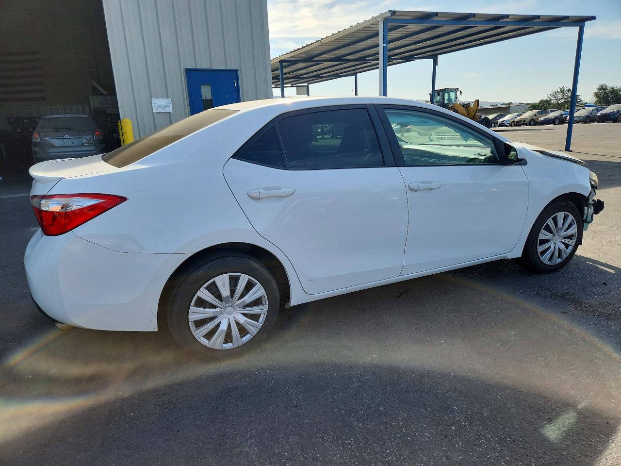 2014 Toyota Corolla Le White vin: 2T1BURHEXEC192767