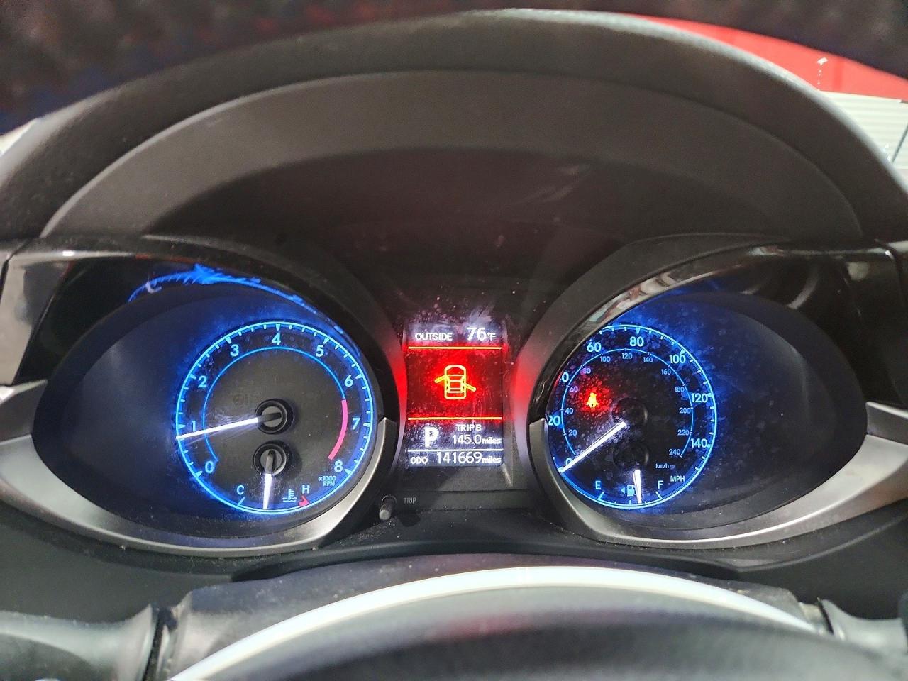 2014 Toyota Corolla S Plus Красный vin: 2T1BURHEXEC195216