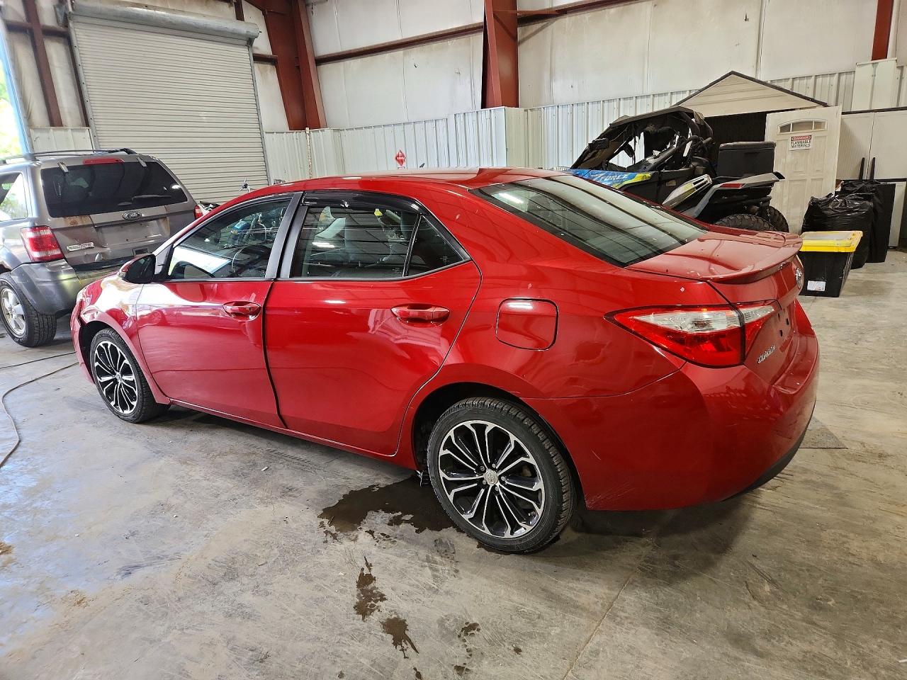 2014 Toyota Corolla S Plus Красный vin: 2T1BURHEXEC195216