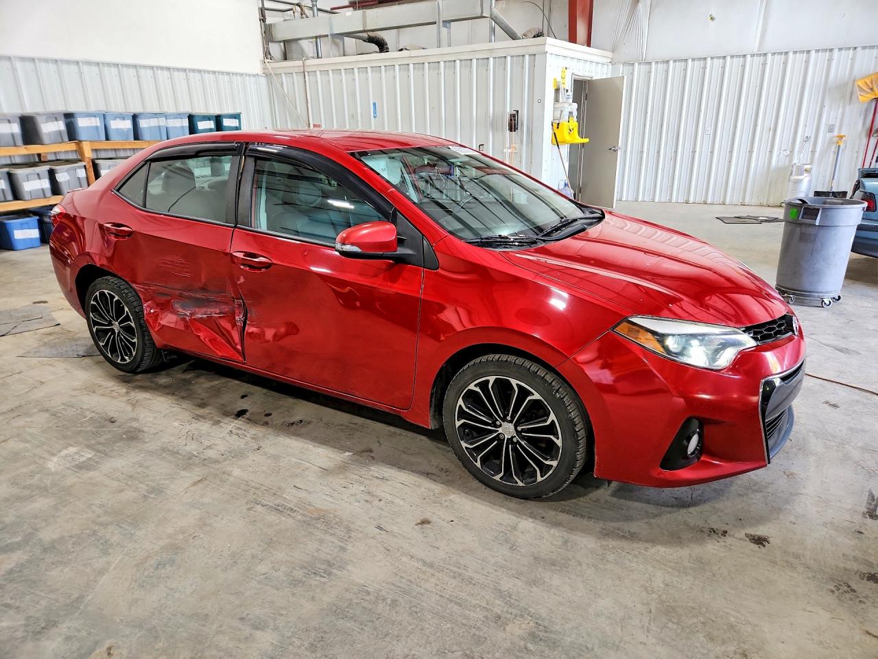 2014 Toyota Corolla S Plus Красный vin: 2T1BURHEXEC195216