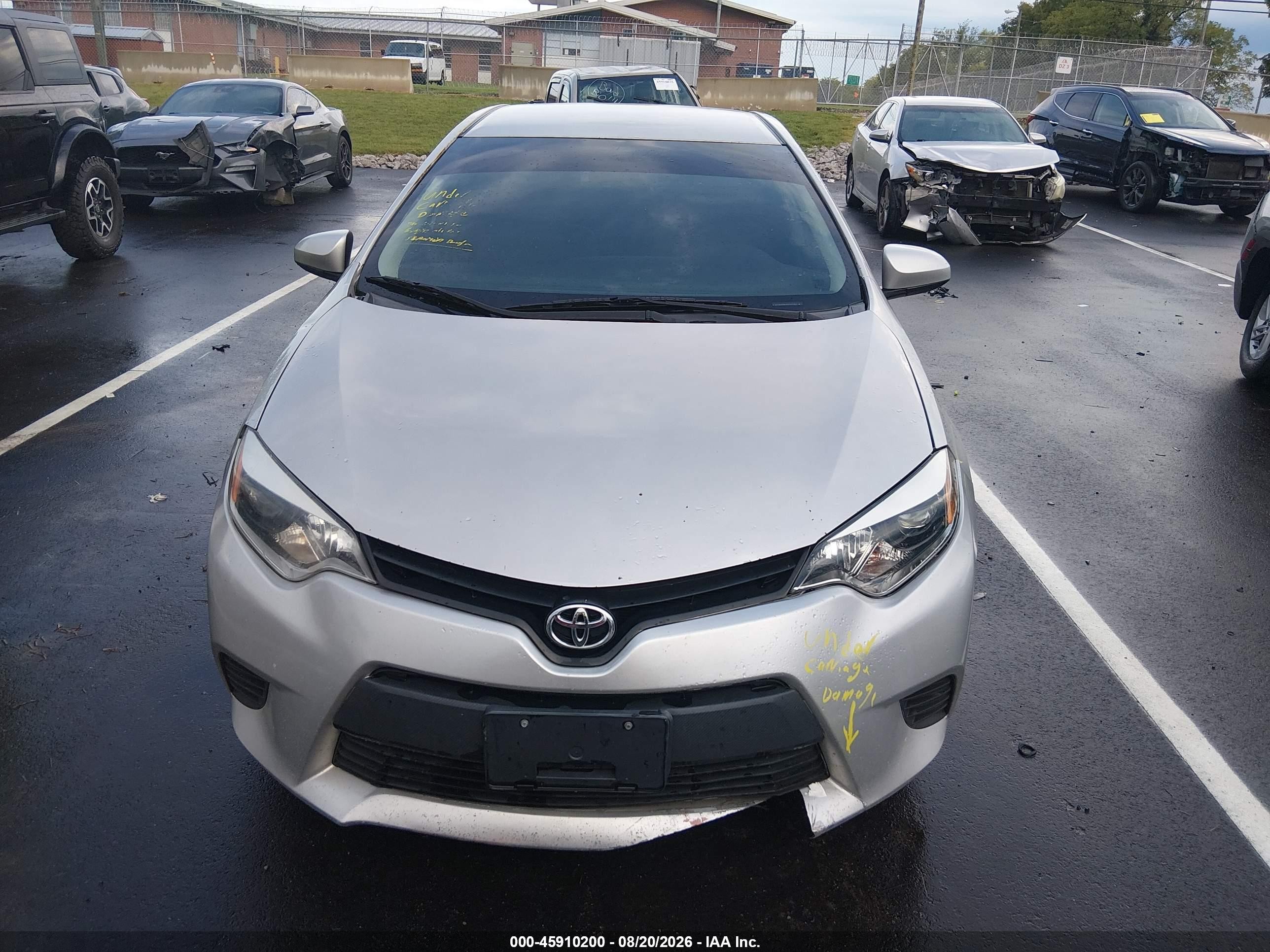 2014 Toyota Corolla L Silver vin: 2T1BURHEXEC207851