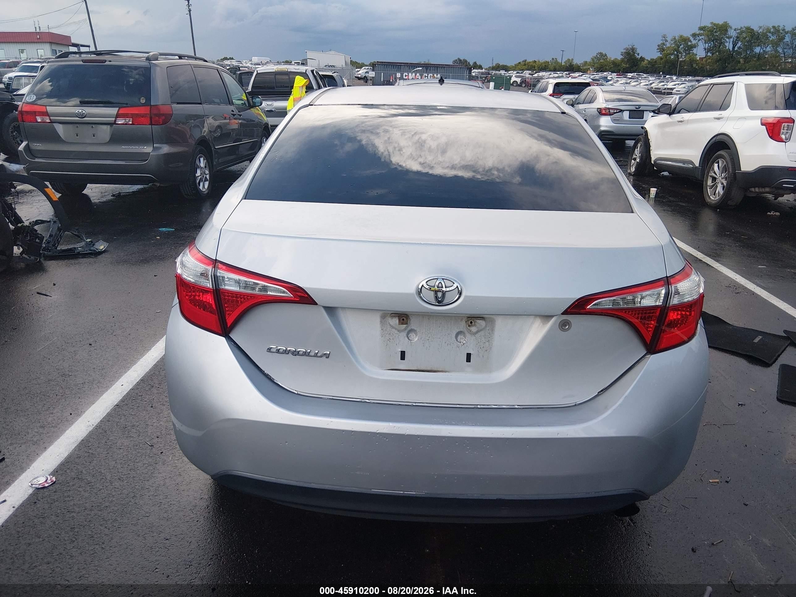 2014 Toyota Corolla L Silver vin: 2T1BURHEXEC207851
