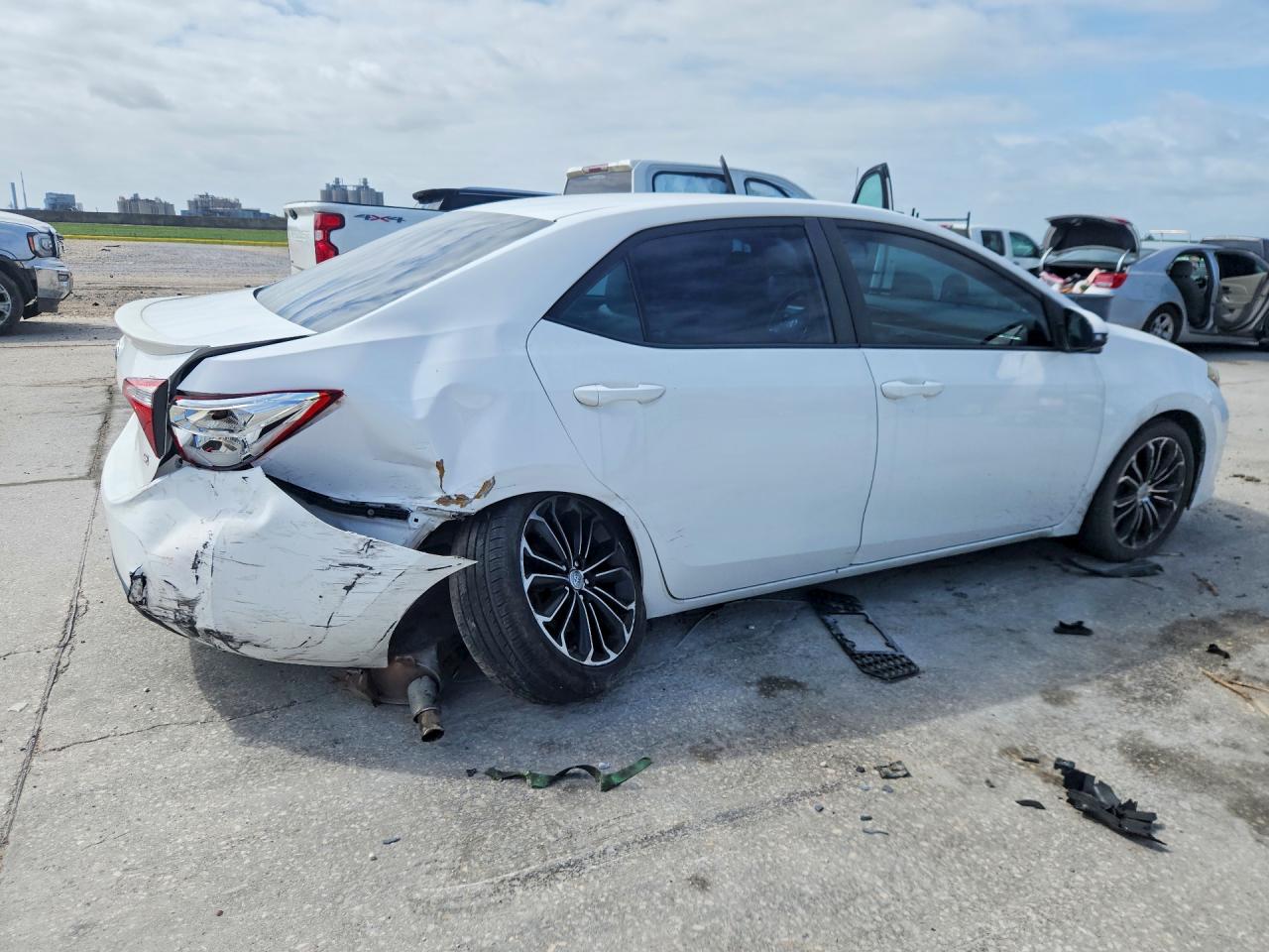 2014 Toyota Corolla S Plus Белый vin: 2T1BURHEXEC210040