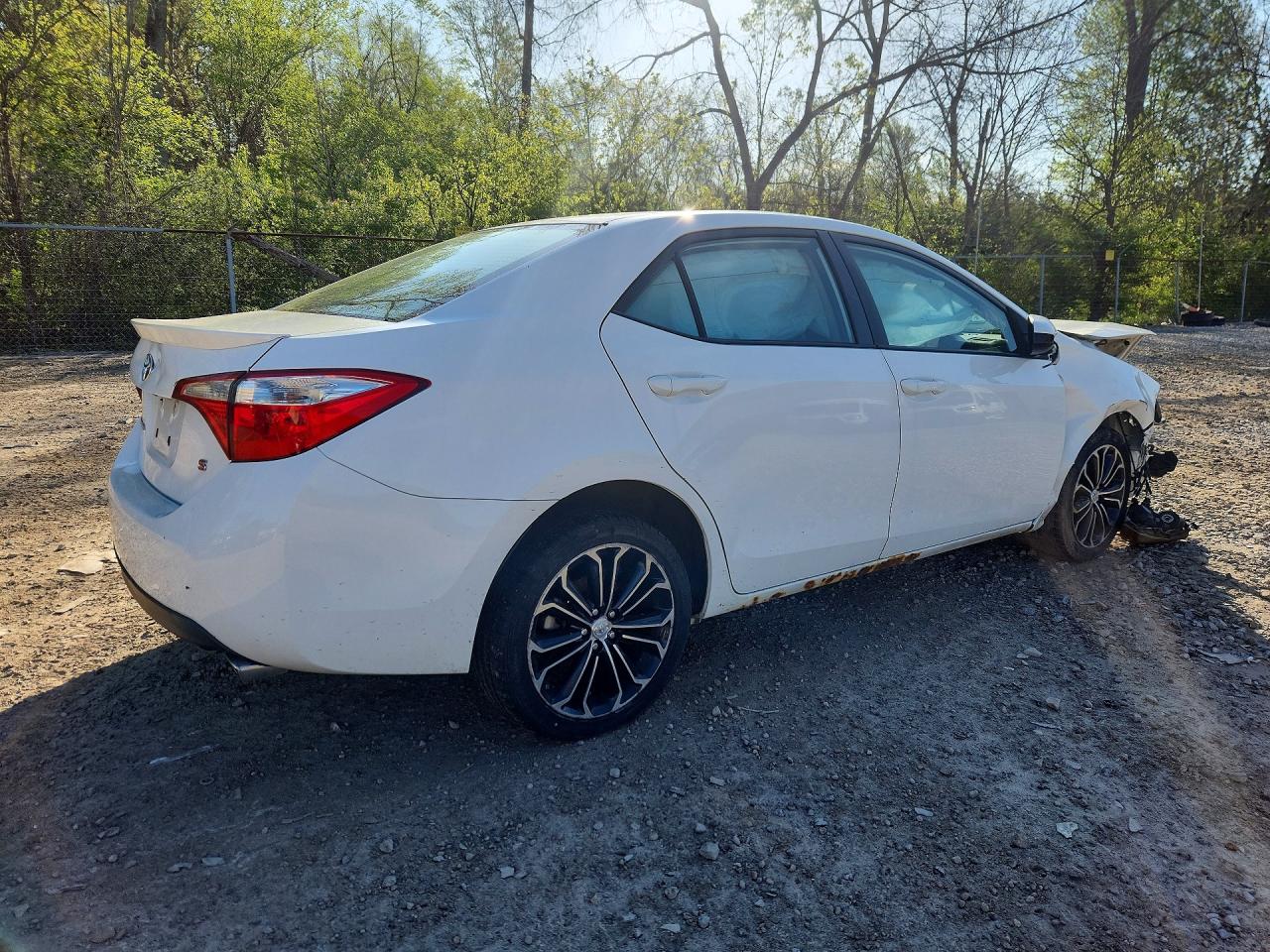 2014 Toyota Corolla S Plus White vin: 2T1BURHEXEC220714