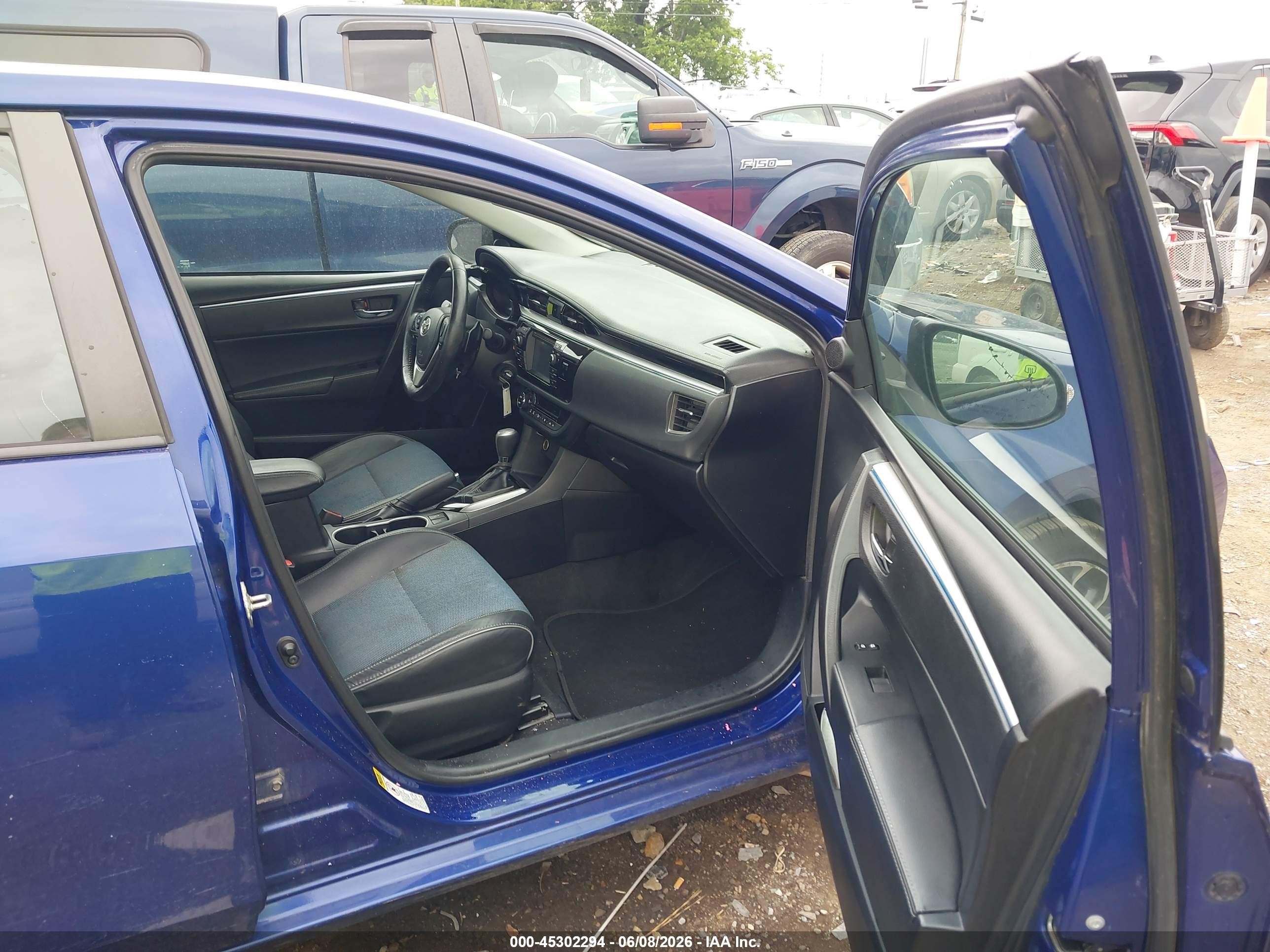 2014 Toyota Corolla S Plus Blue vin: 2T1BURHEXEC222446
