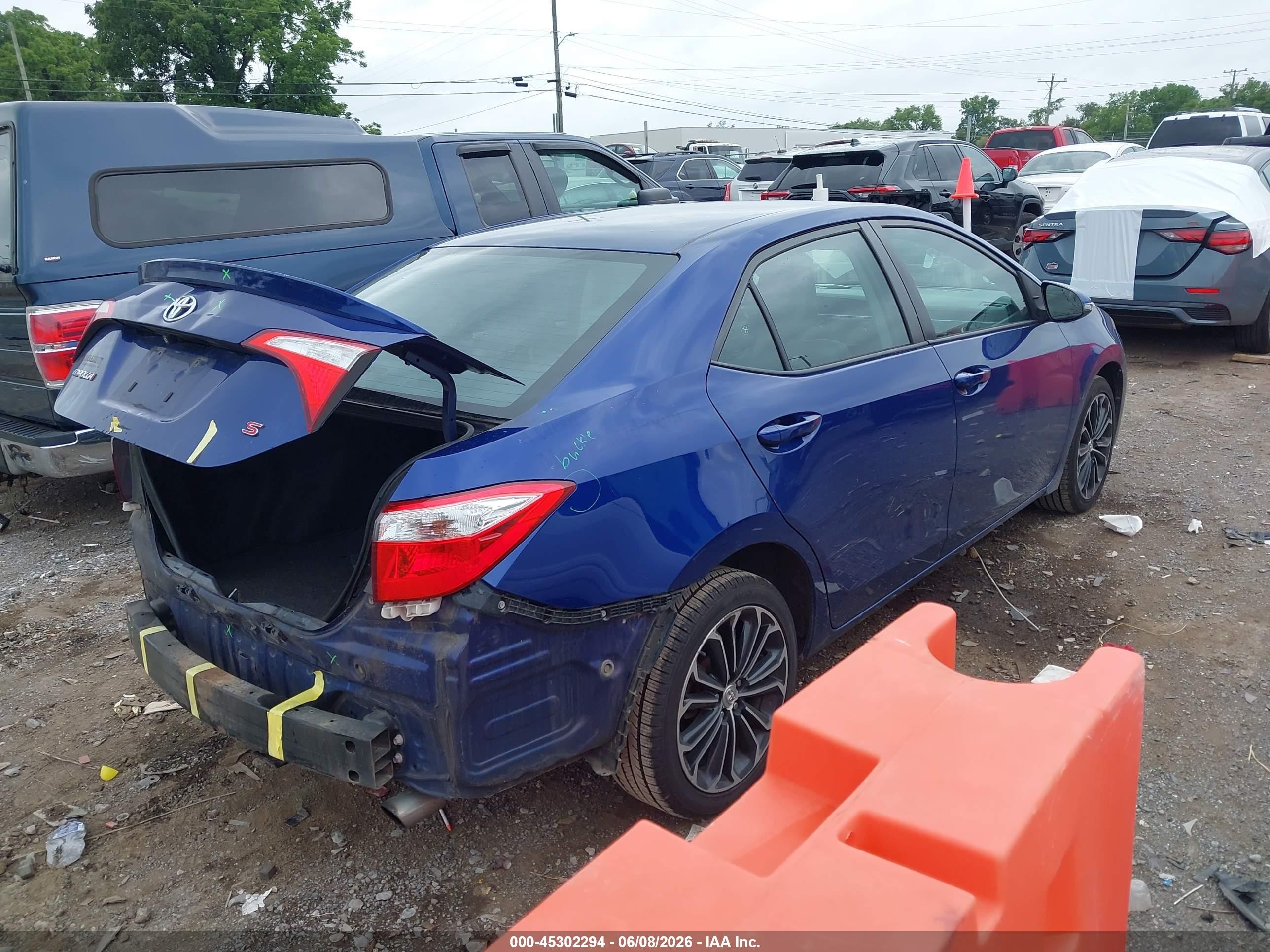 2014 Toyota Corolla S Plus Blue vin: 2T1BURHEXEC222446