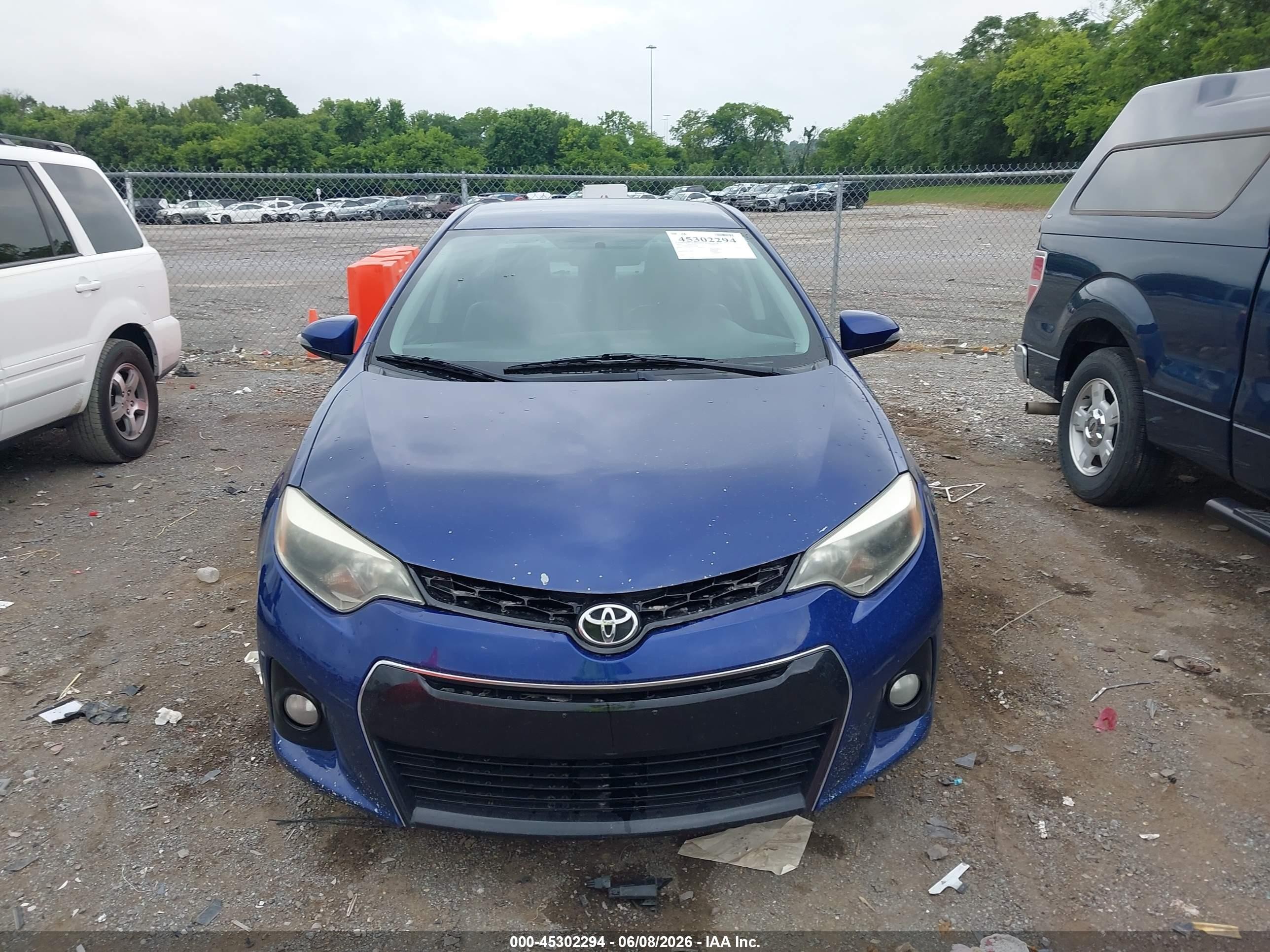 2014 Toyota Corolla S Plus Blue vin: 2T1BURHEXEC222446