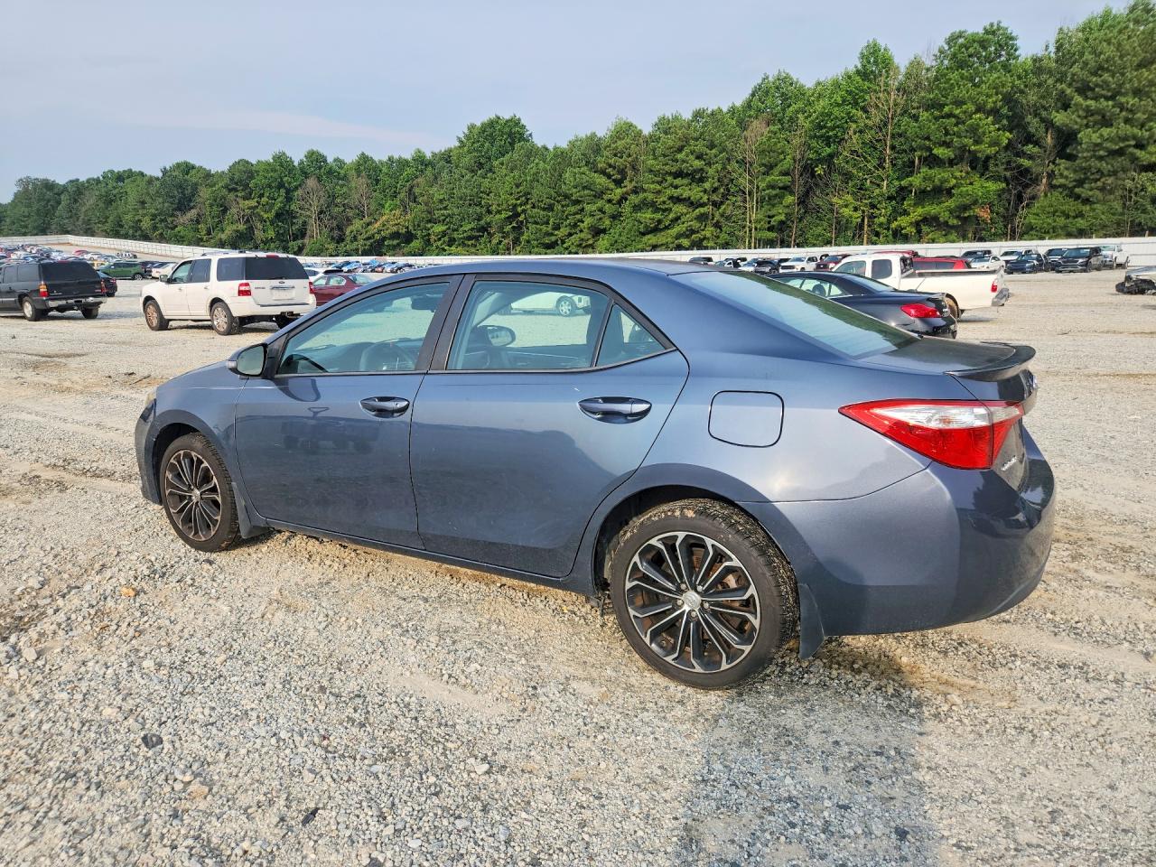 2015 Toyota Corolla S Plus Blue vin: 2T1BURHEXFC229477