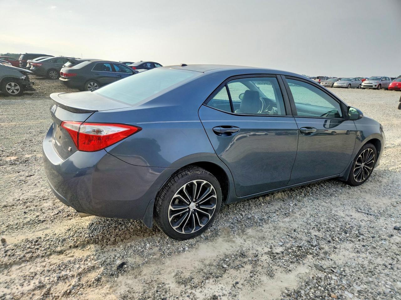 2015 Toyota Corolla S Plus Blue vin: 2T1BURHEXFC229477