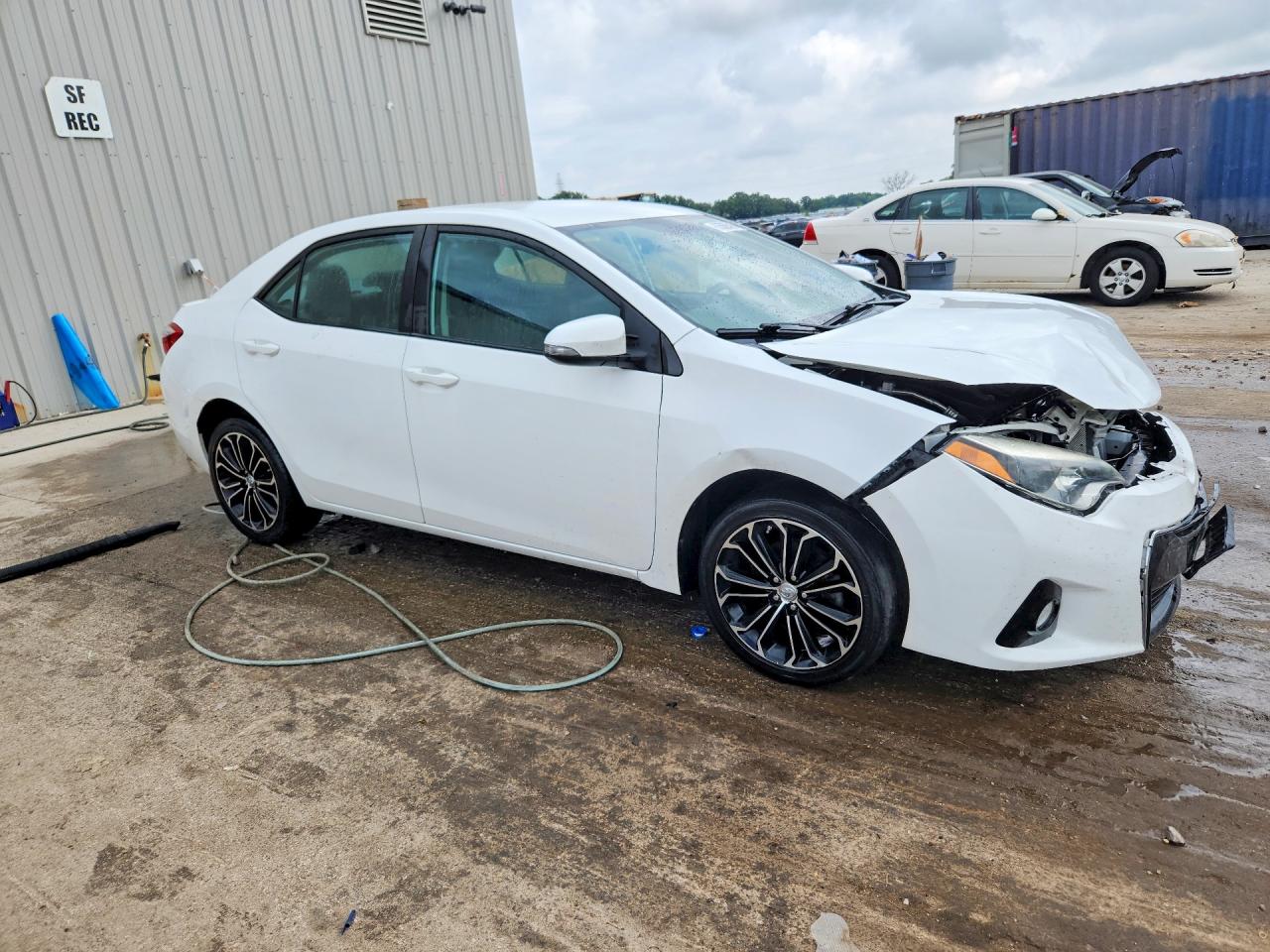 2015 Toyota Corolla S Plus White vin: 2T1BURHEXFC248059
