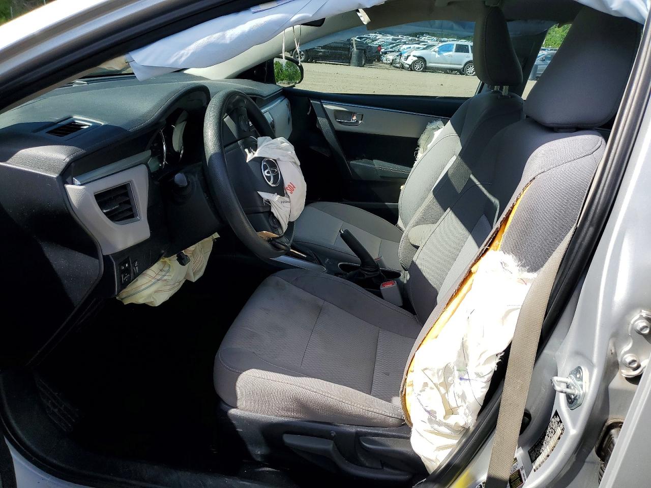 2015 Toyota Corolla Le Silver vin: 2T1BURHEXFC248255
