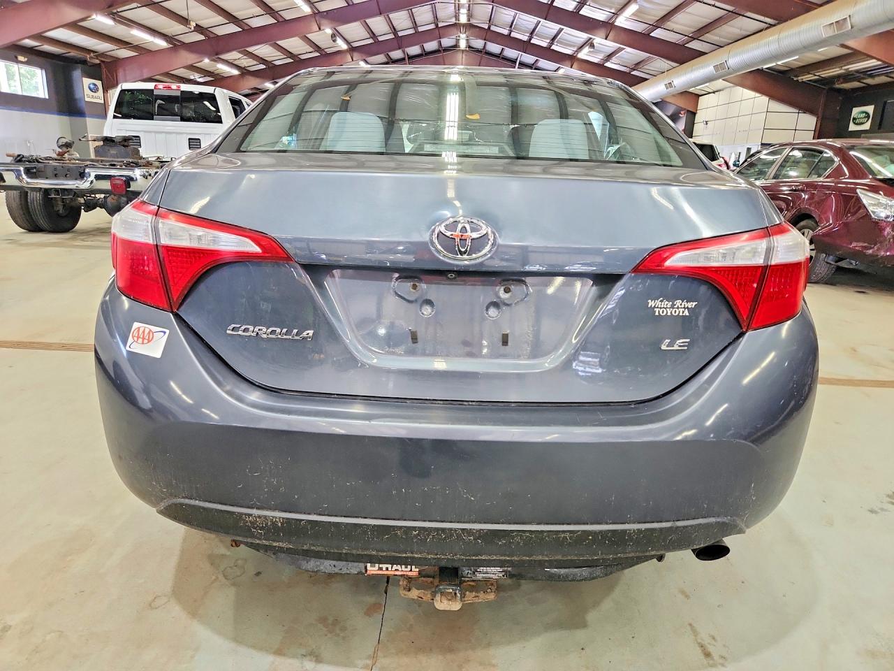 2015 Toyota Corolla Le Gray vin: 2T1BURHEXFC254489