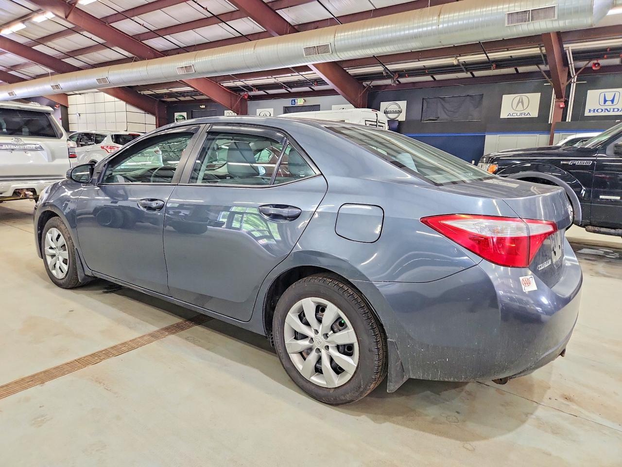 2015 Toyota Corolla Le Gray vin: 2T1BURHEXFC254489