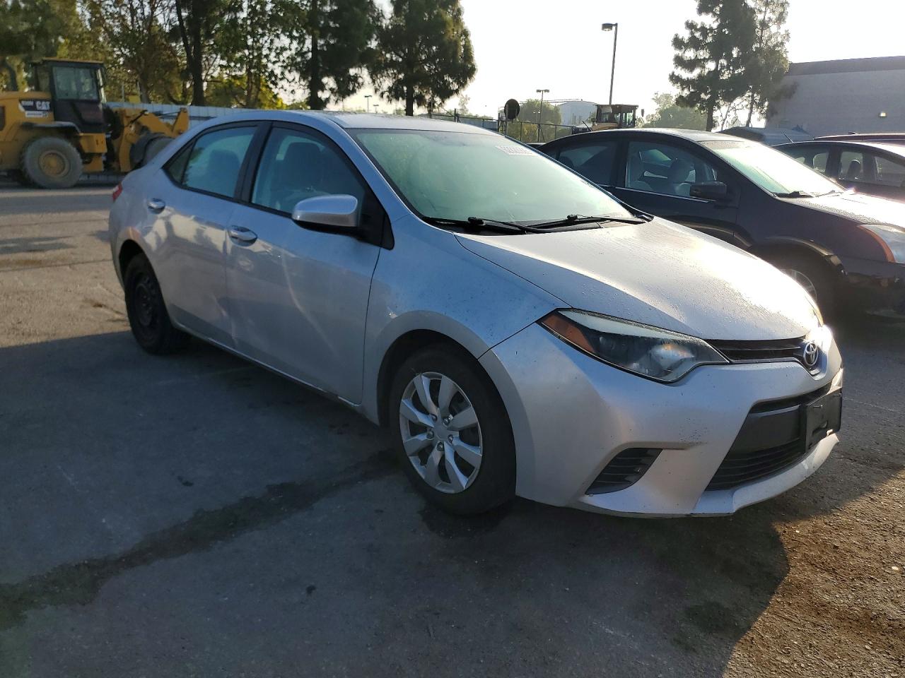 2015 Toyota Corolla Le Серебряный vin: 2T1BURHEXFC258137