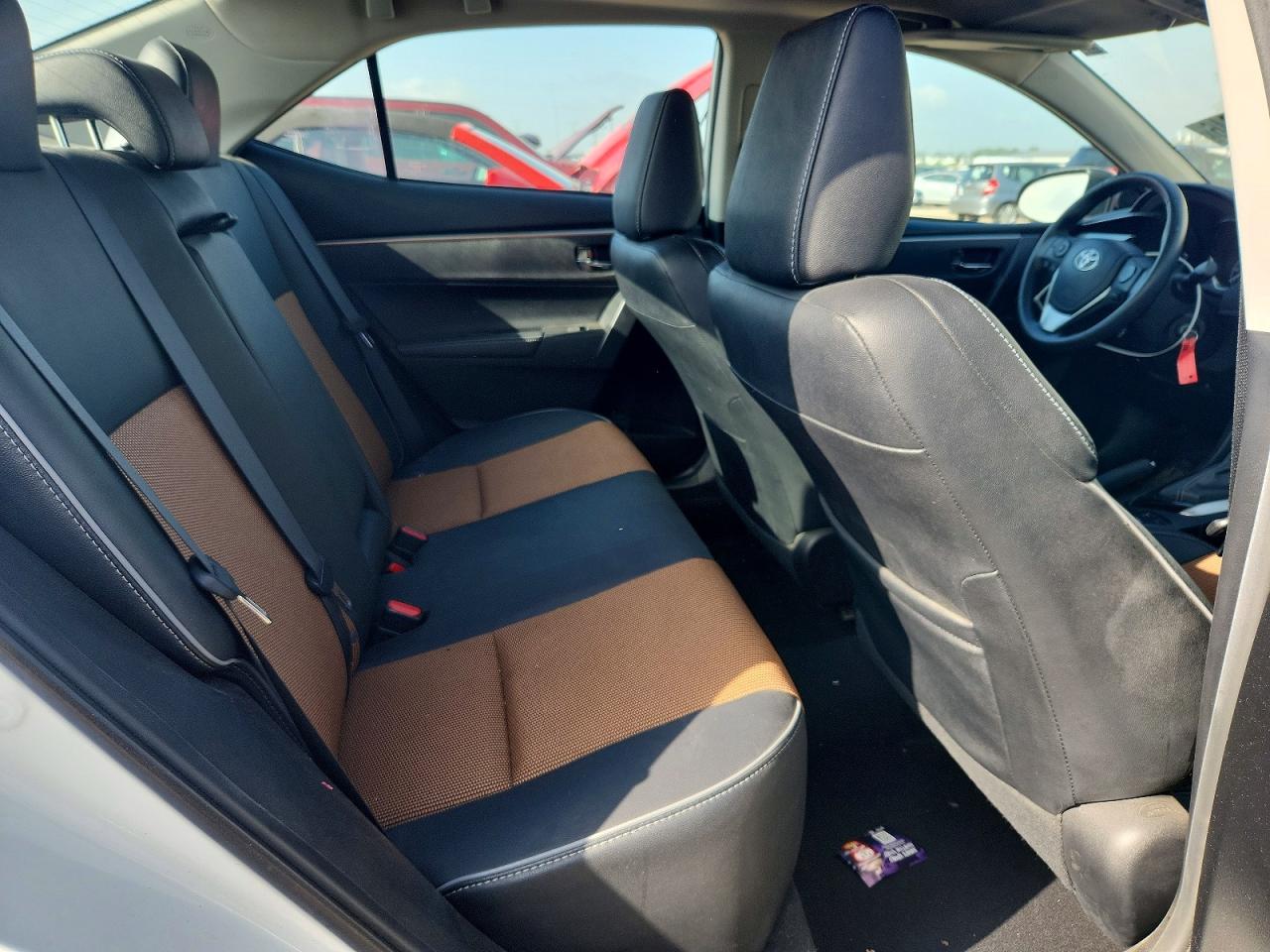 2015 Toyota Corolla S Plus White vin: 2T1BURHEXFC265752