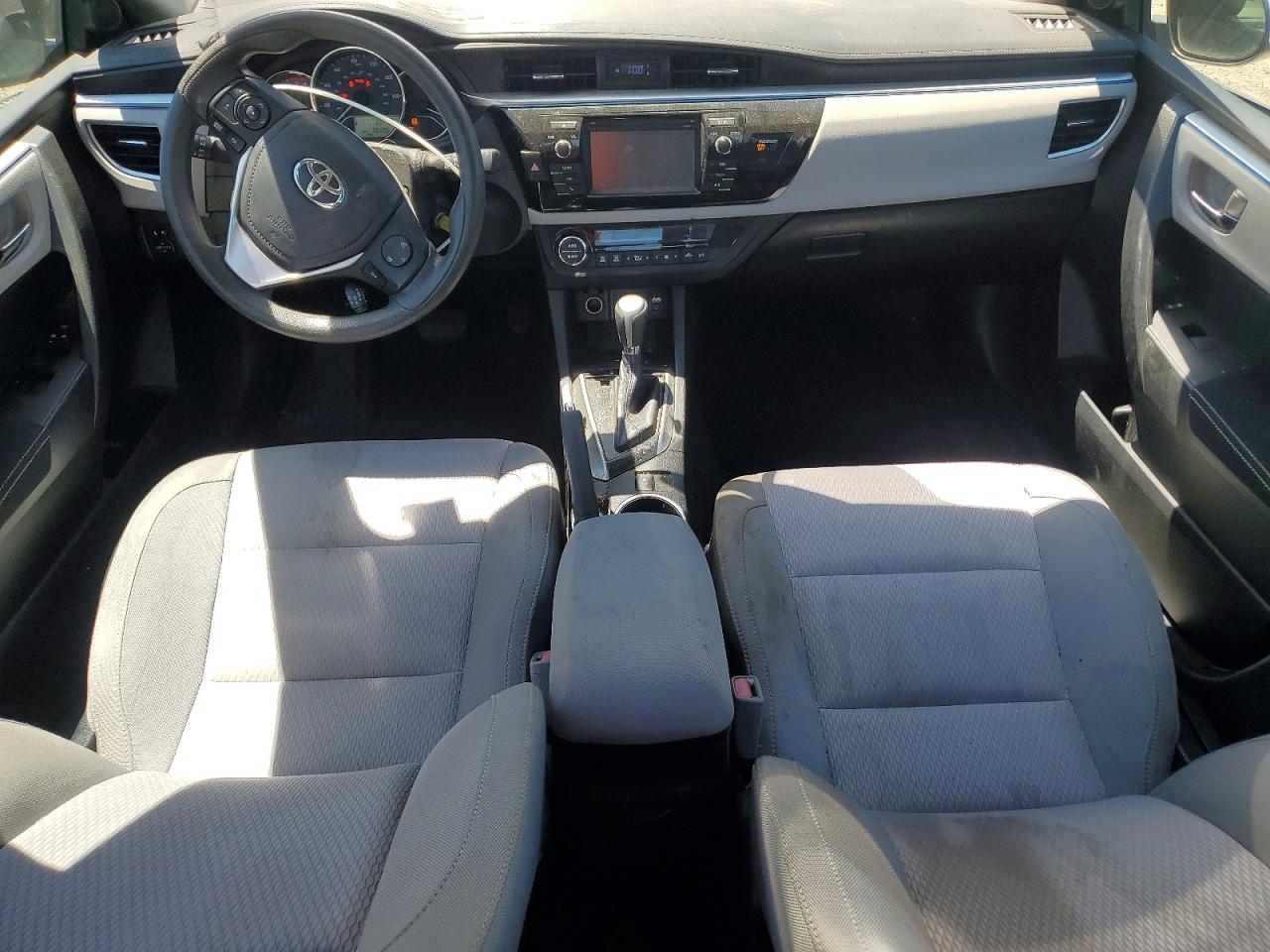 2015 Toyota Corolla Le Silver vin: 2T1BURHEXFC273379