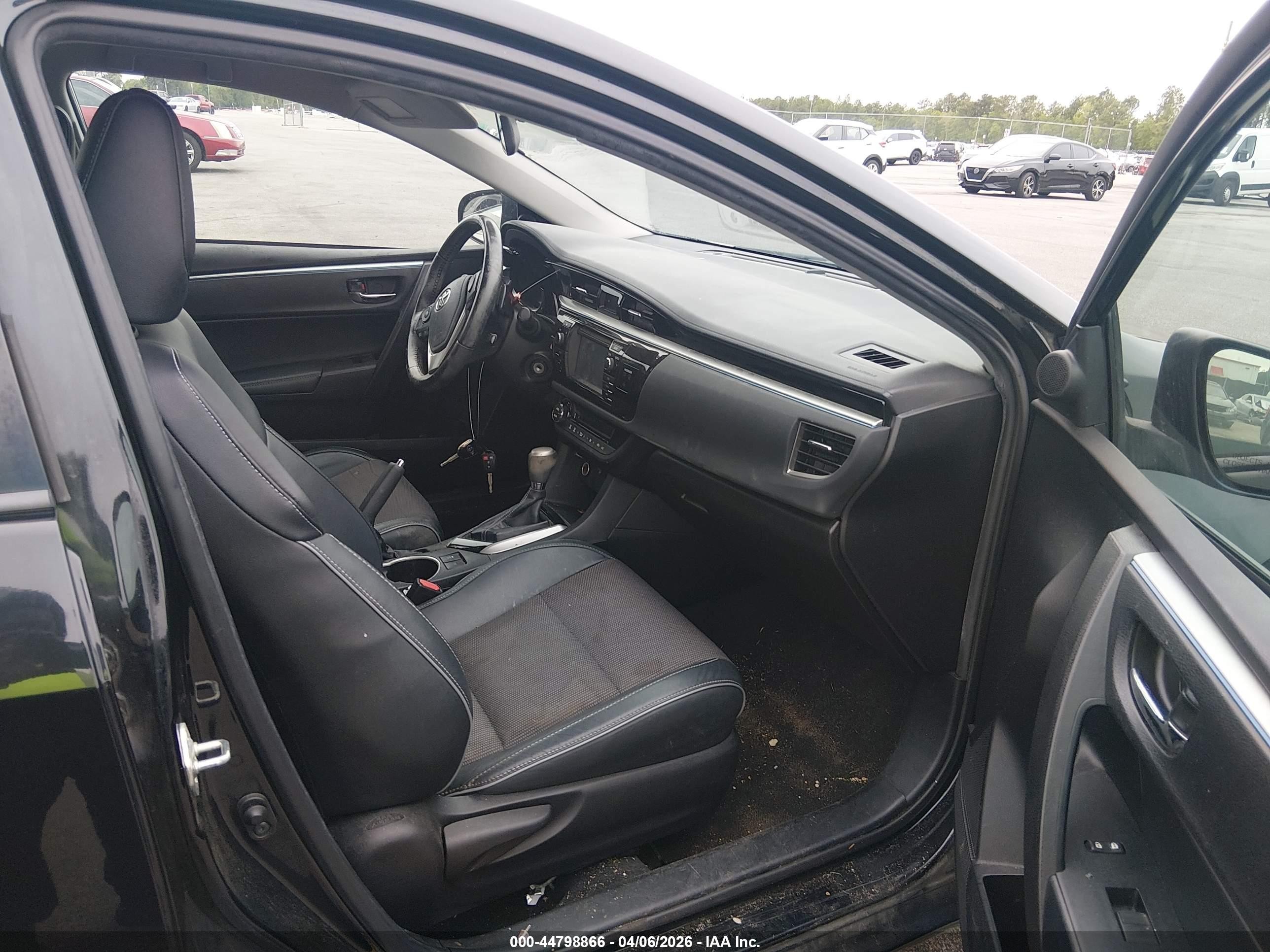 2015 Toyota Corolla S Plus Black vin: 2T1BURHEXFC281451