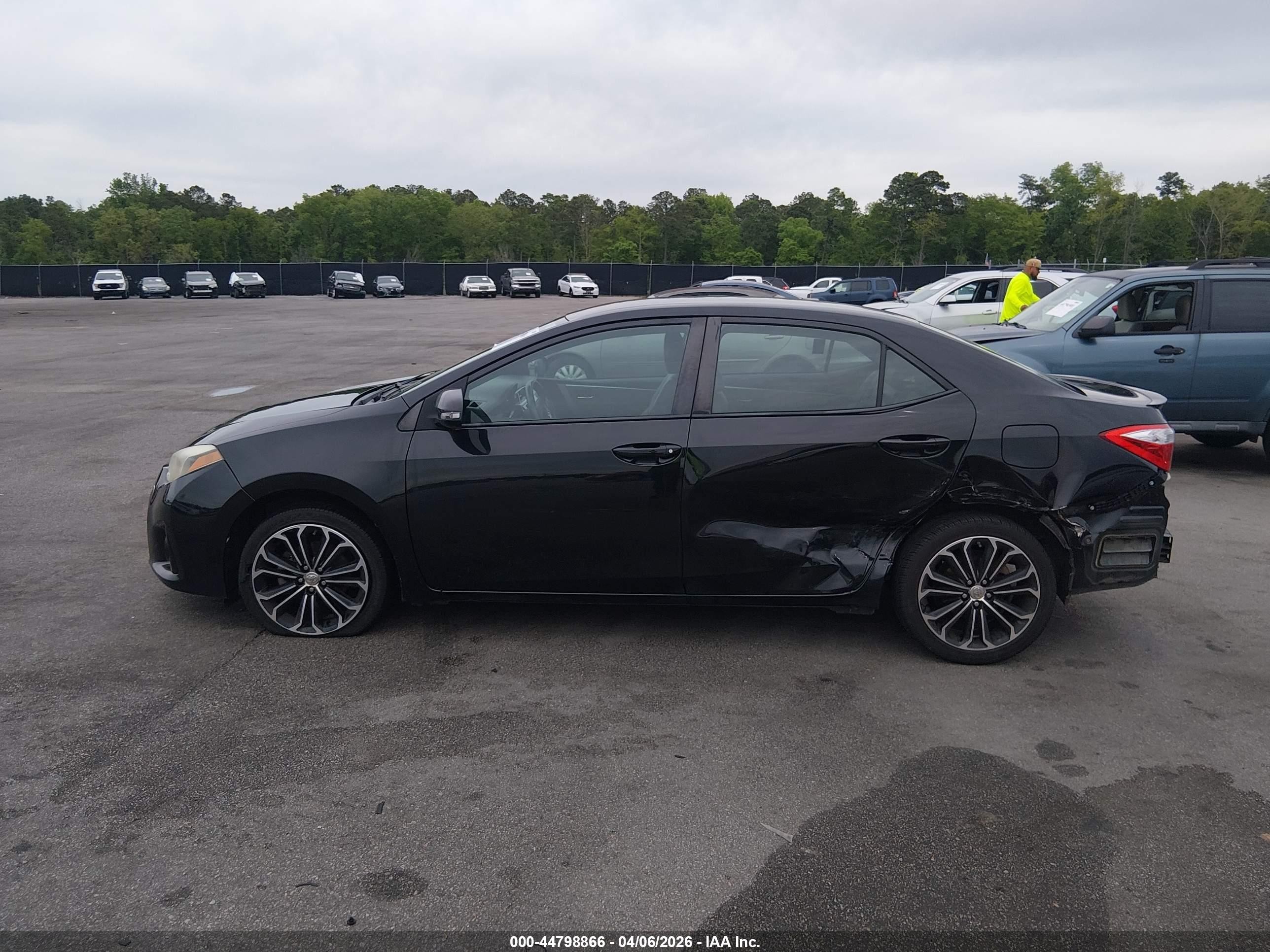 2015 Toyota Corolla S Plus Black vin: 2T1BURHEXFC281451