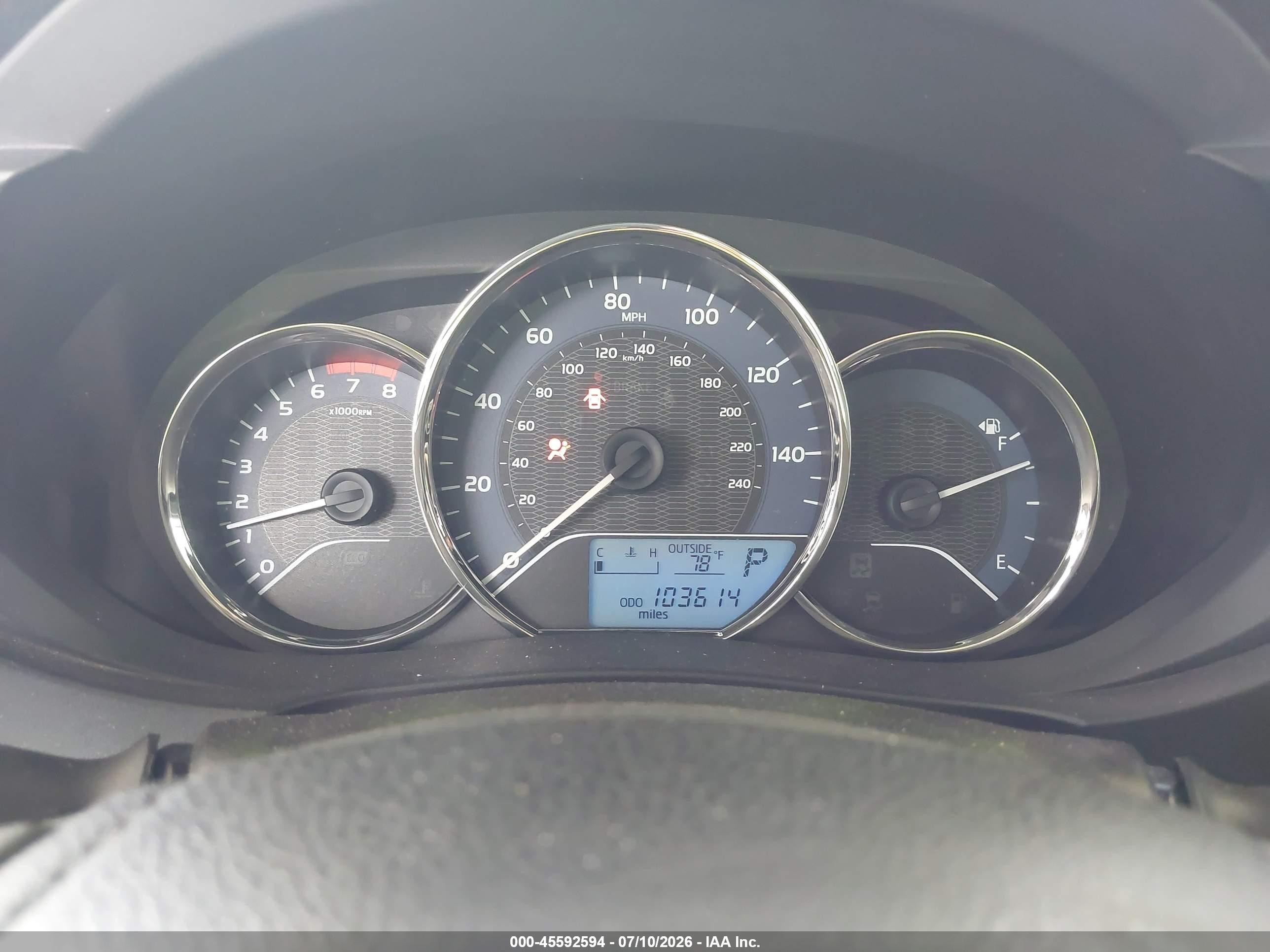 2015 Toyota Corolla L Silver vin: 2T1BURHEXFC283362