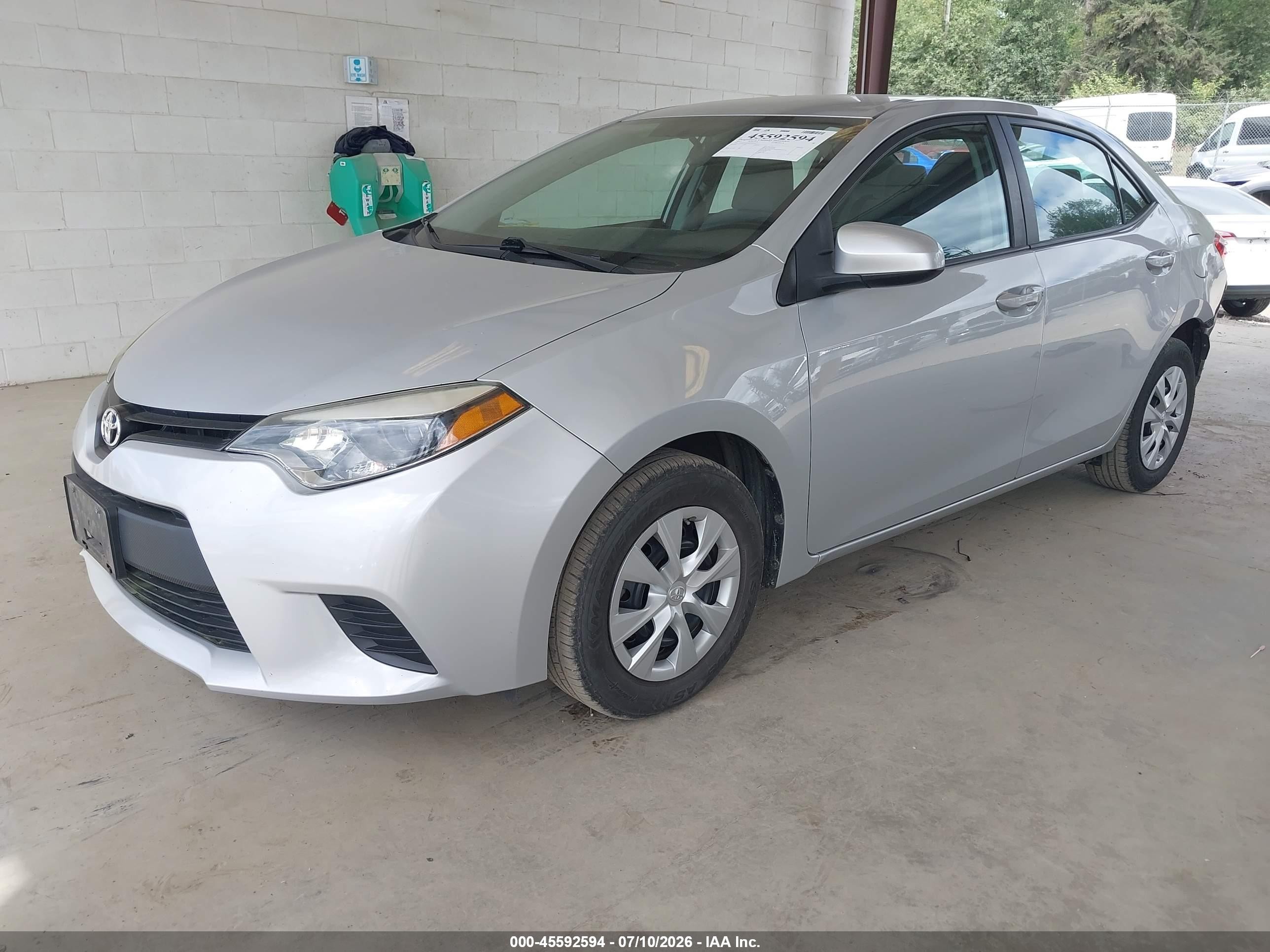 2015 Toyota Corolla L Silver vin: 2T1BURHEXFC283362