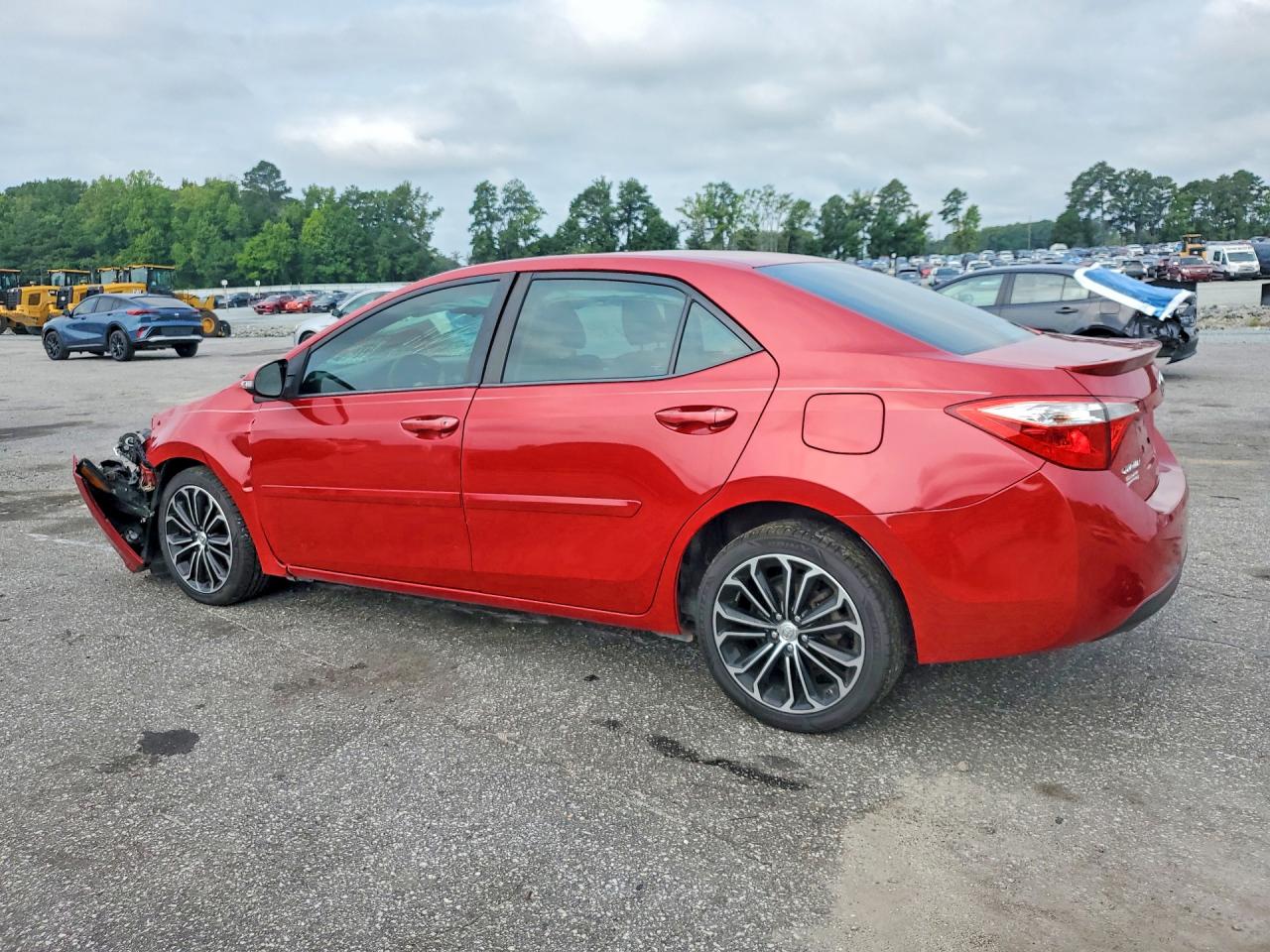 2015 Toyota Corolla S Plus Red vin: 2T1BURHEXFC291784