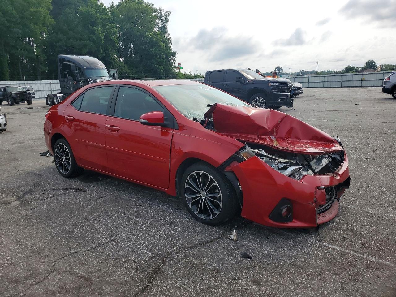 2015 Toyota Corolla S Plus Red vin: 2T1BURHEXFC291784