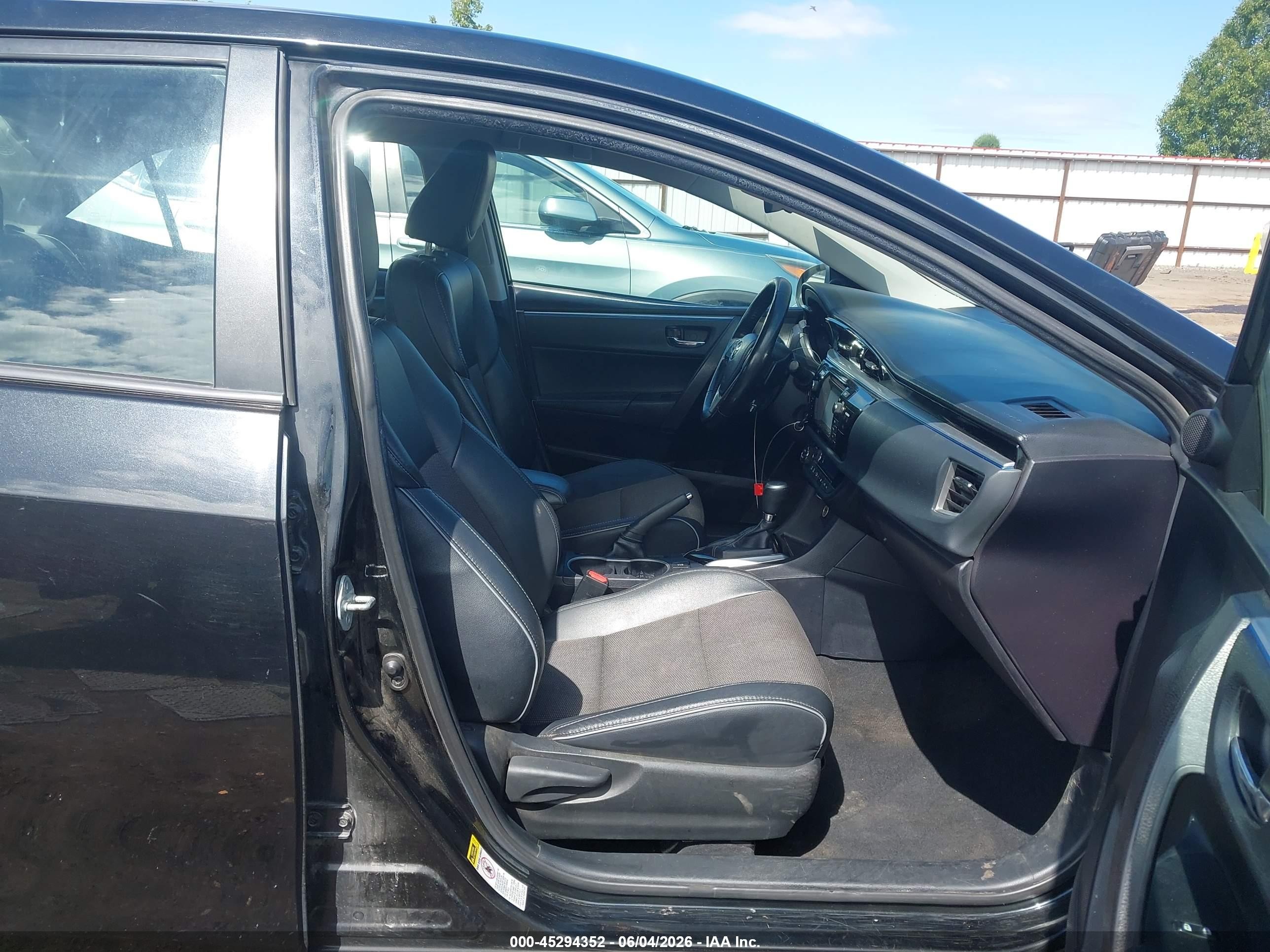 2015 Toyota Corolla S Plus Black vin: 2T1BURHEXFC301620