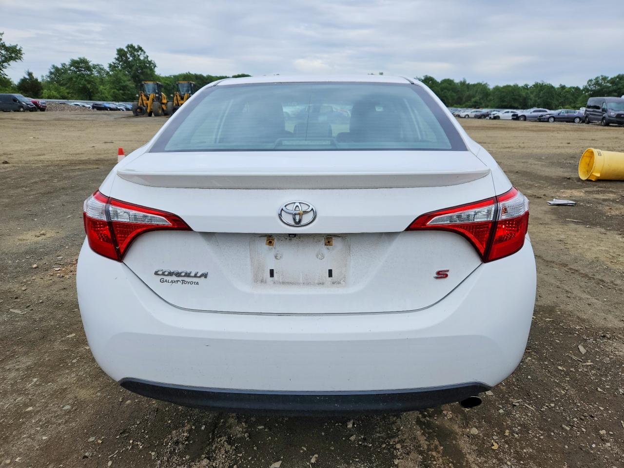 2015 Toyota Corolla S Plus Белый vin: 2T1BURHEXFC304811