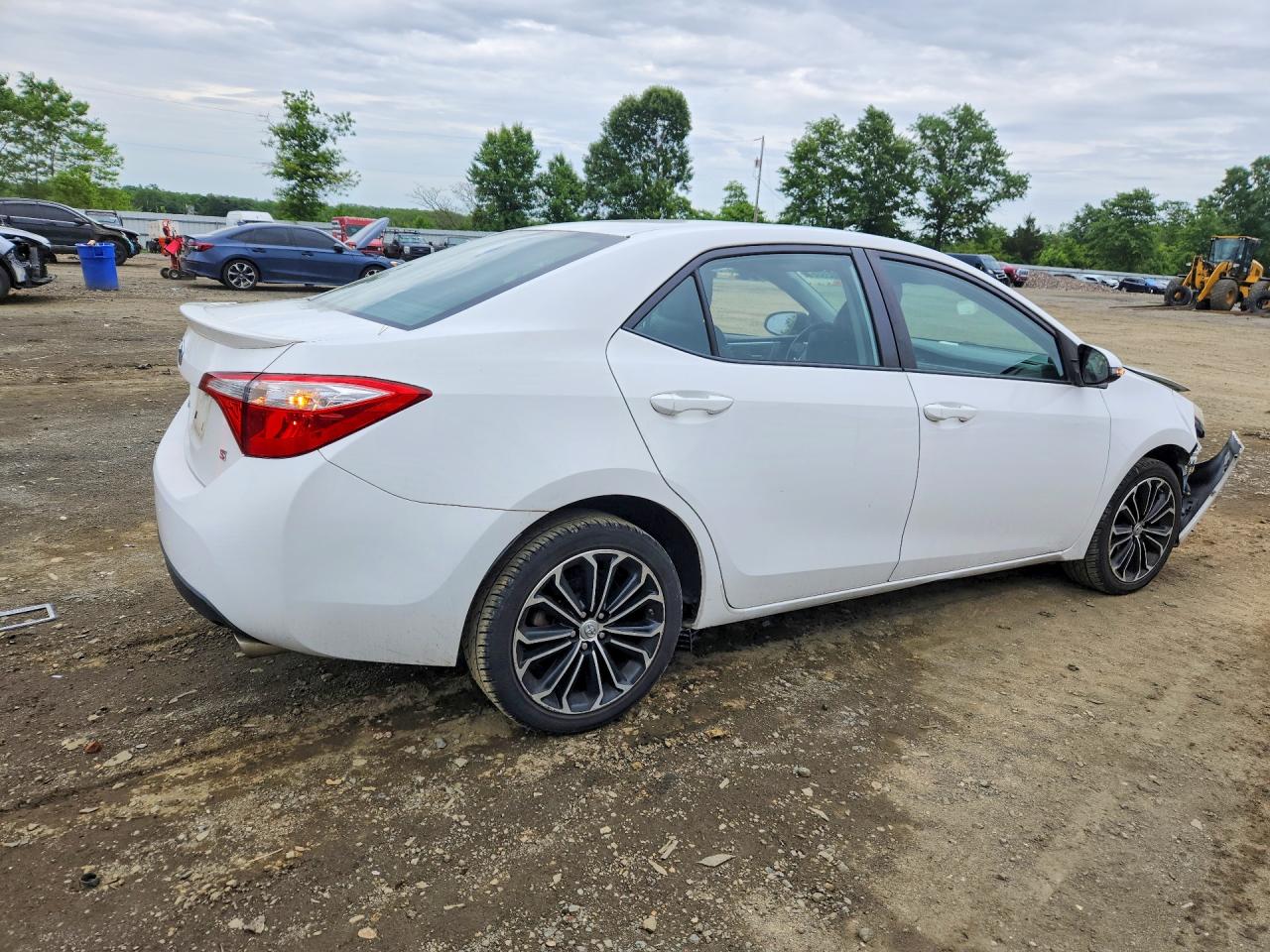 2015 Toyota Corolla S Plus Белый vin: 2T1BURHEXFC304811