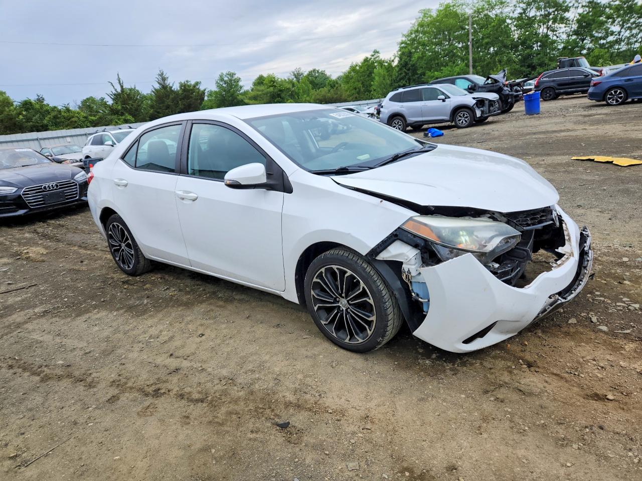 2015 Toyota Corolla S Plus Белый vin: 2T1BURHEXFC304811