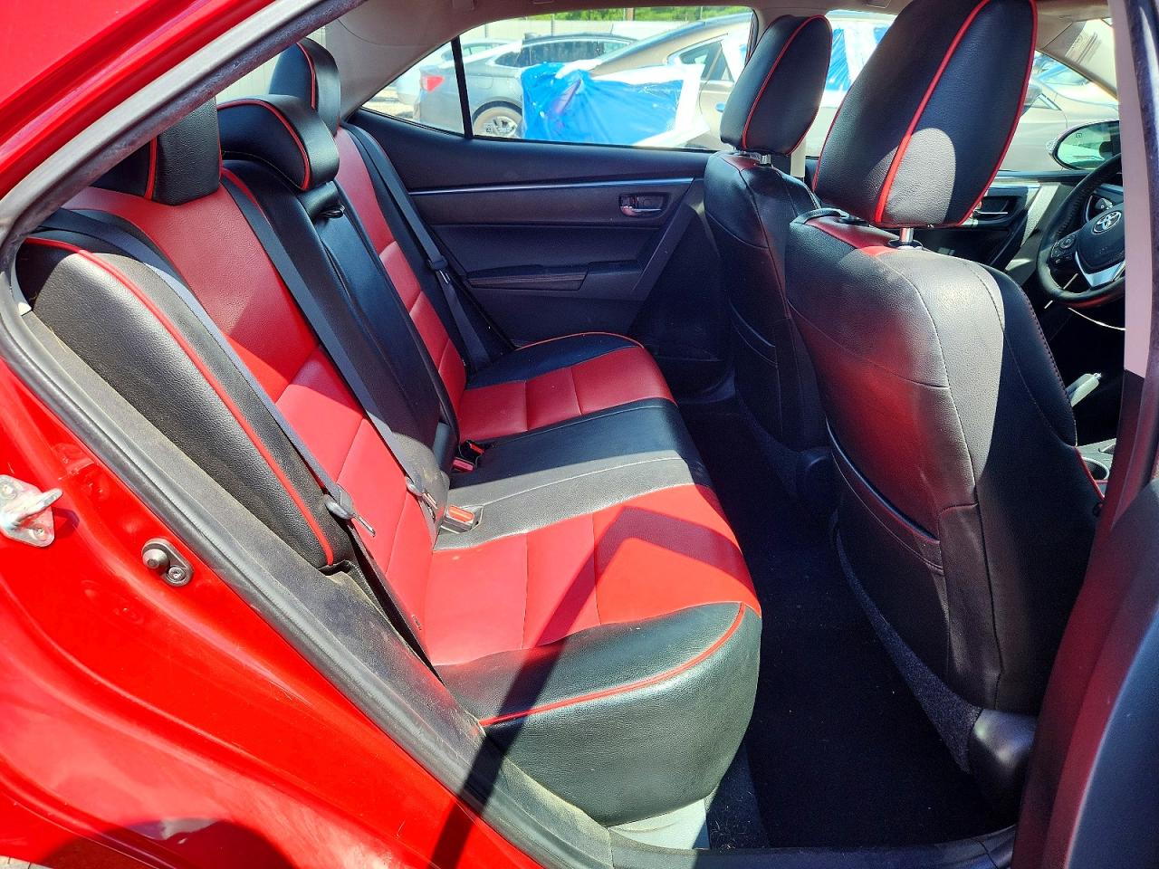2015 Toyota Corolla S Plus Red vin: 2T1BURHEXFC310012