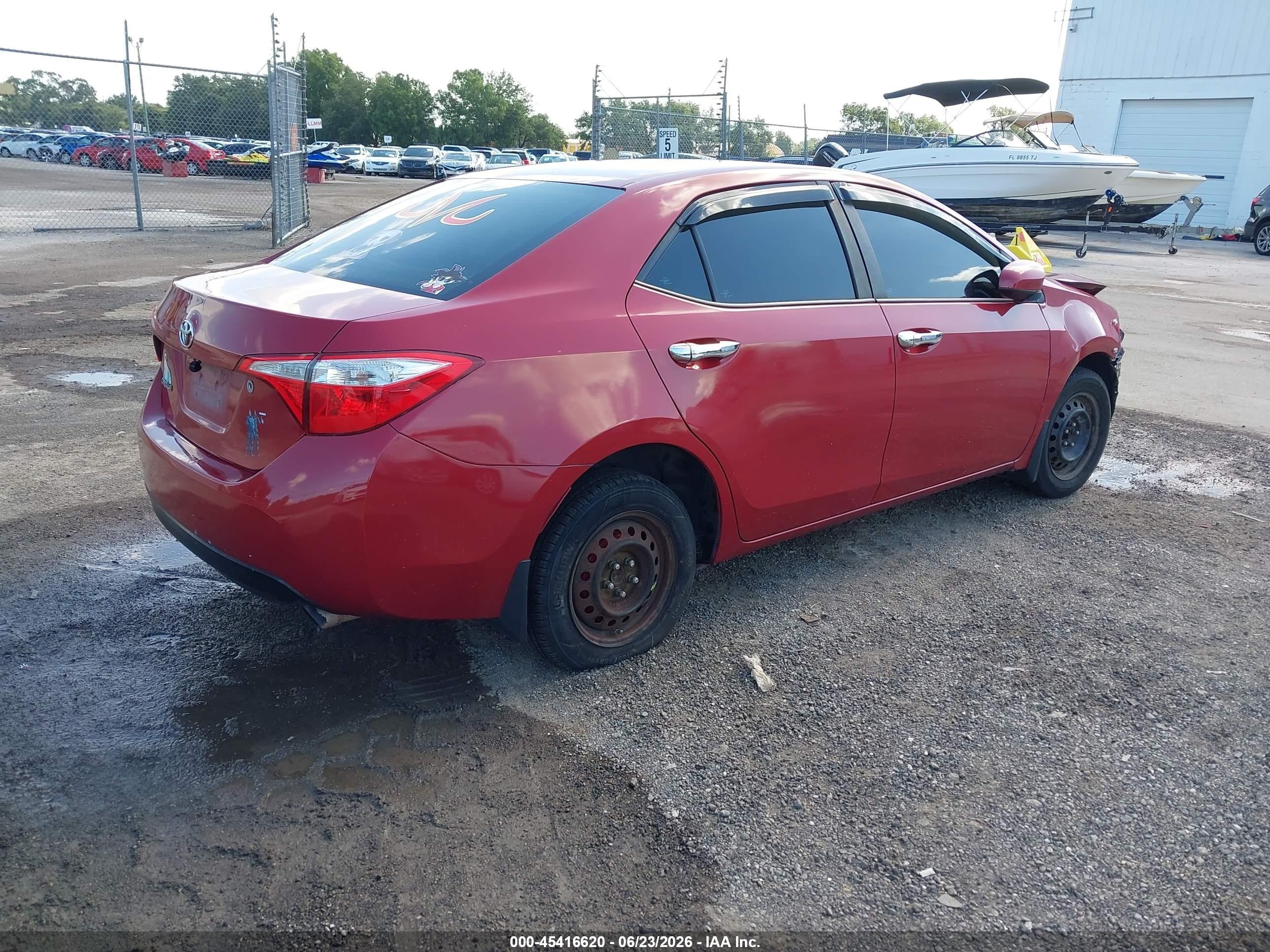 2015 Toyota Corolla L Red vin: 2T1BURHEXFC319566