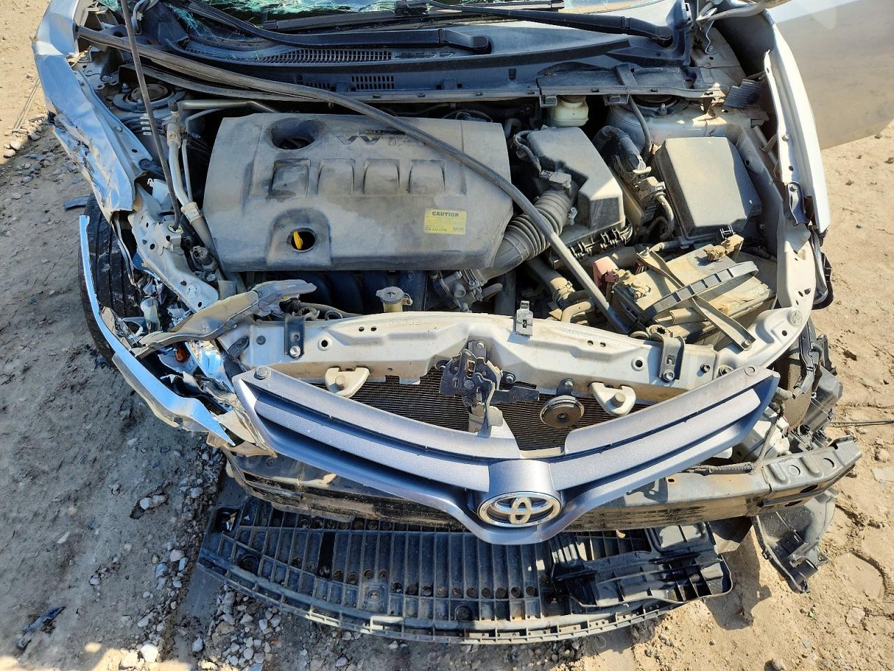 2015 Toyota Corolla Le Silver vin: 2T1BURHEXFC322354