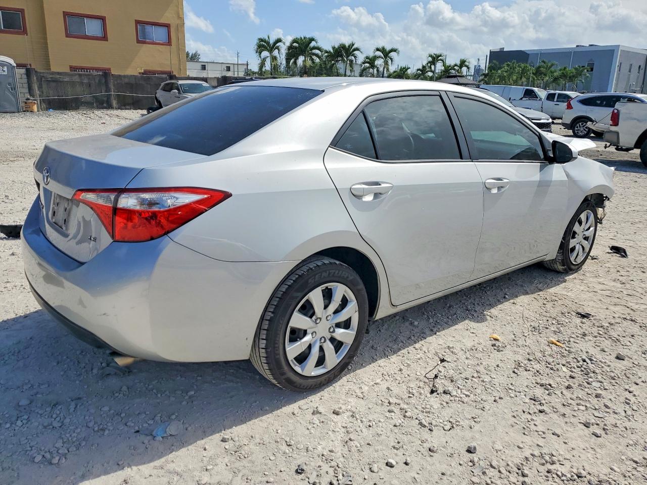 2015 Toyota Corolla Le Silver vin: 2T1BURHEXFC326484