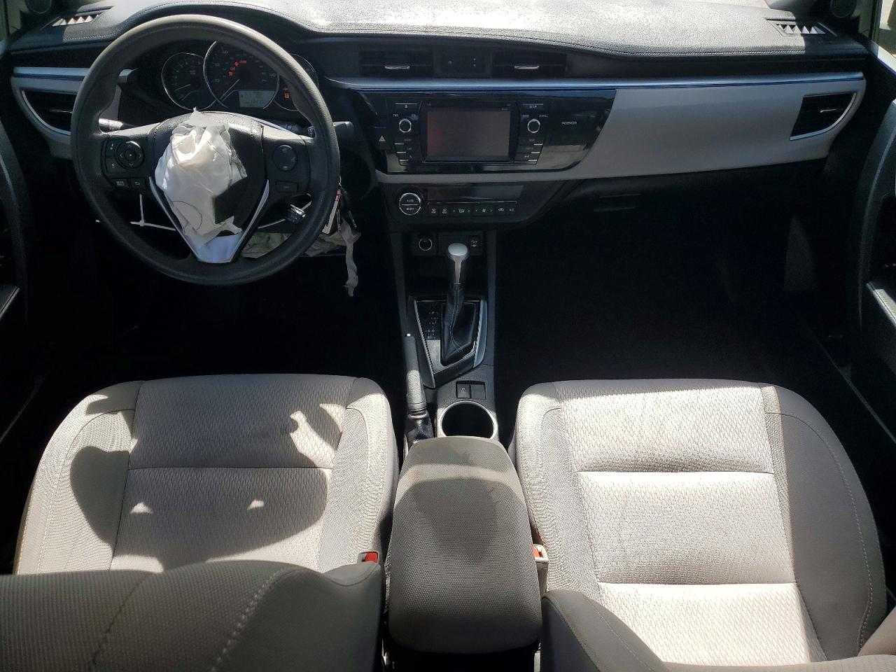 2015 Toyota Corolla Le Silver vin: 2T1BURHEXFC326484