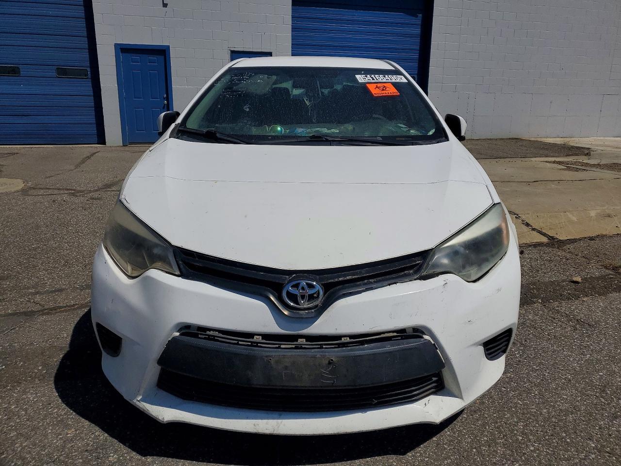 2015 Toyota Corolla L White vin: 2T1BURHEXFC336061