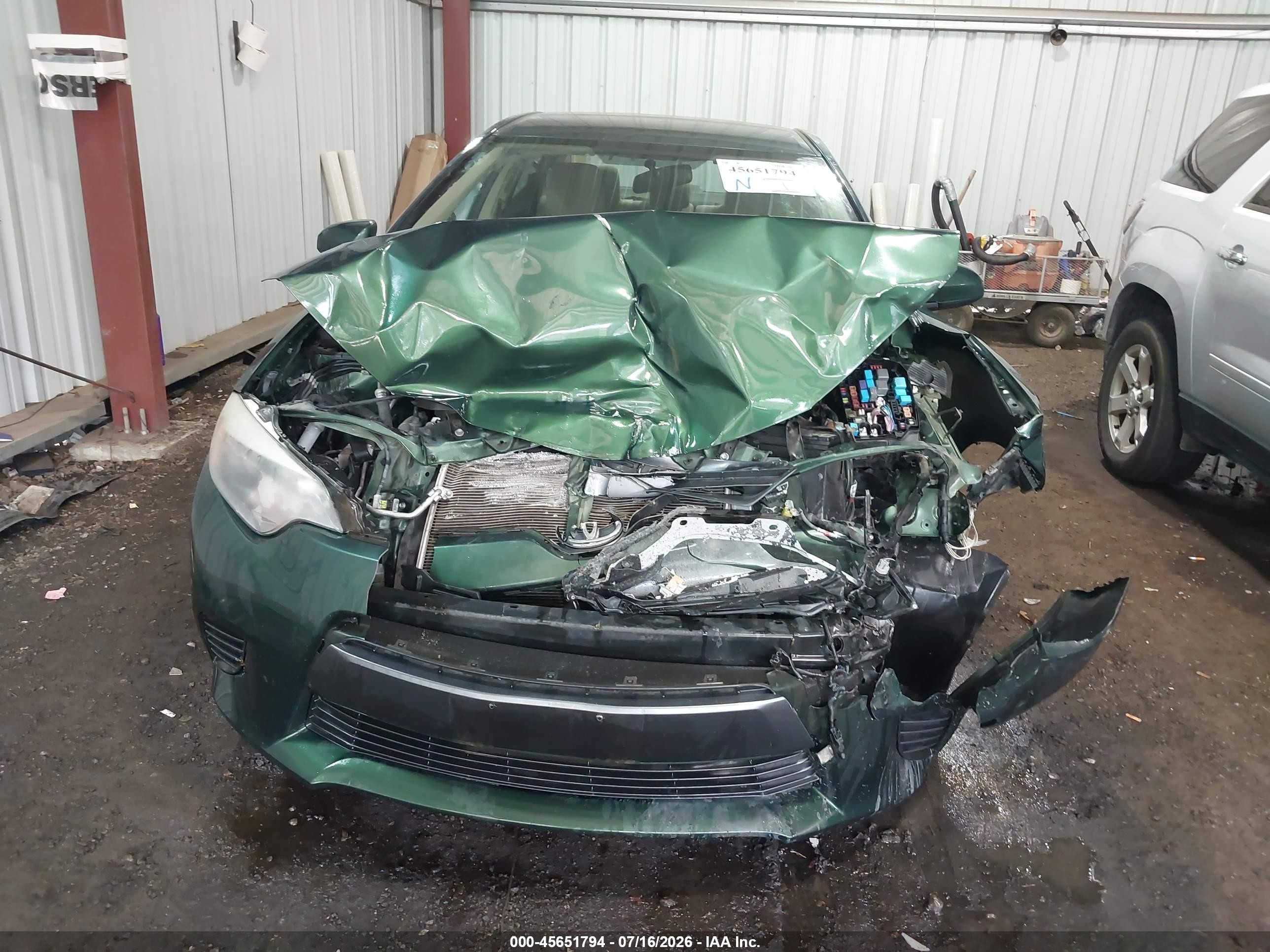 2015 Toyota Corolla Le Зеленый vin: 2T1BURHEXFC339400