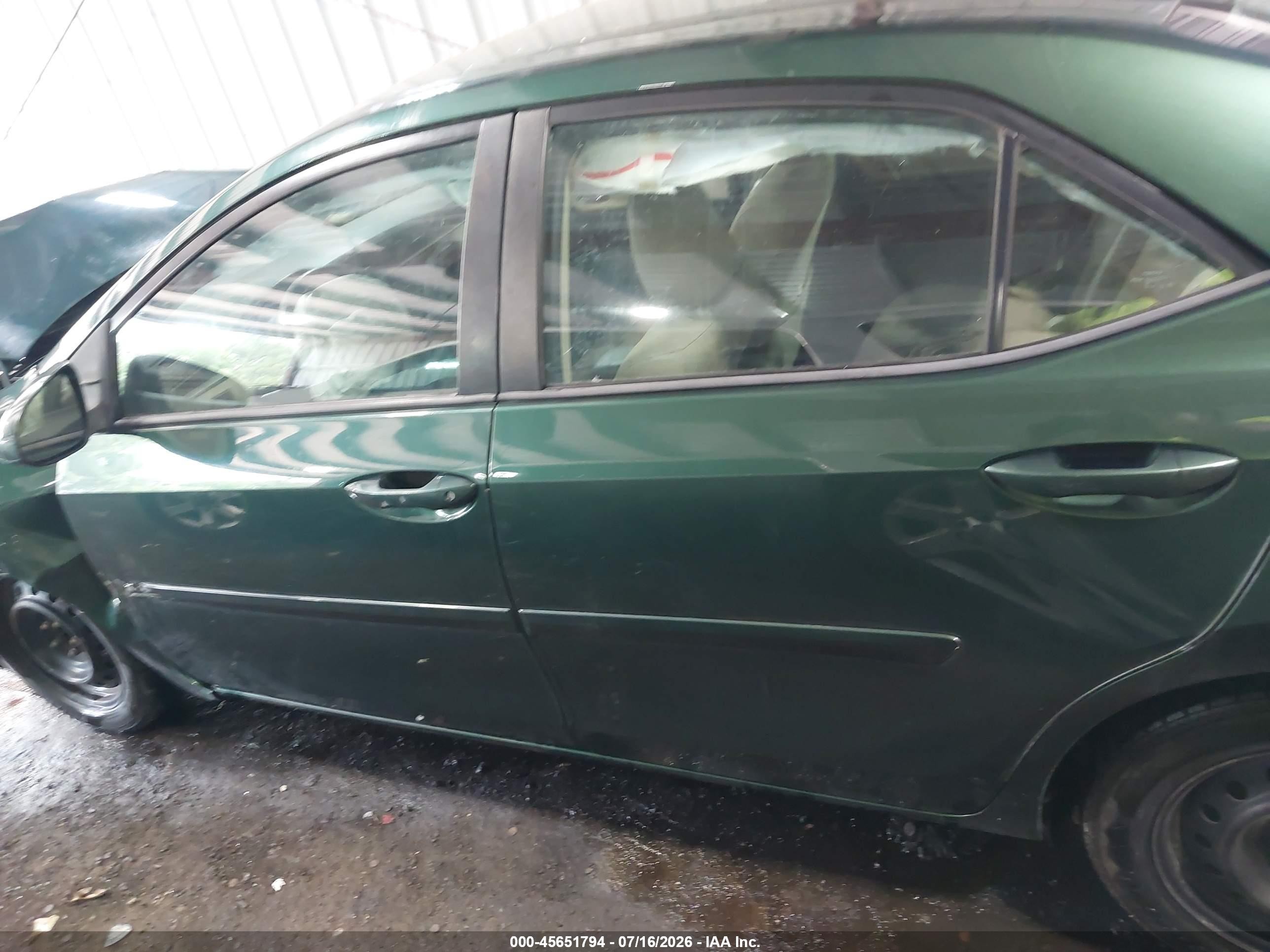 2015 Toyota Corolla Le Зеленый vin: 2T1BURHEXFC339400