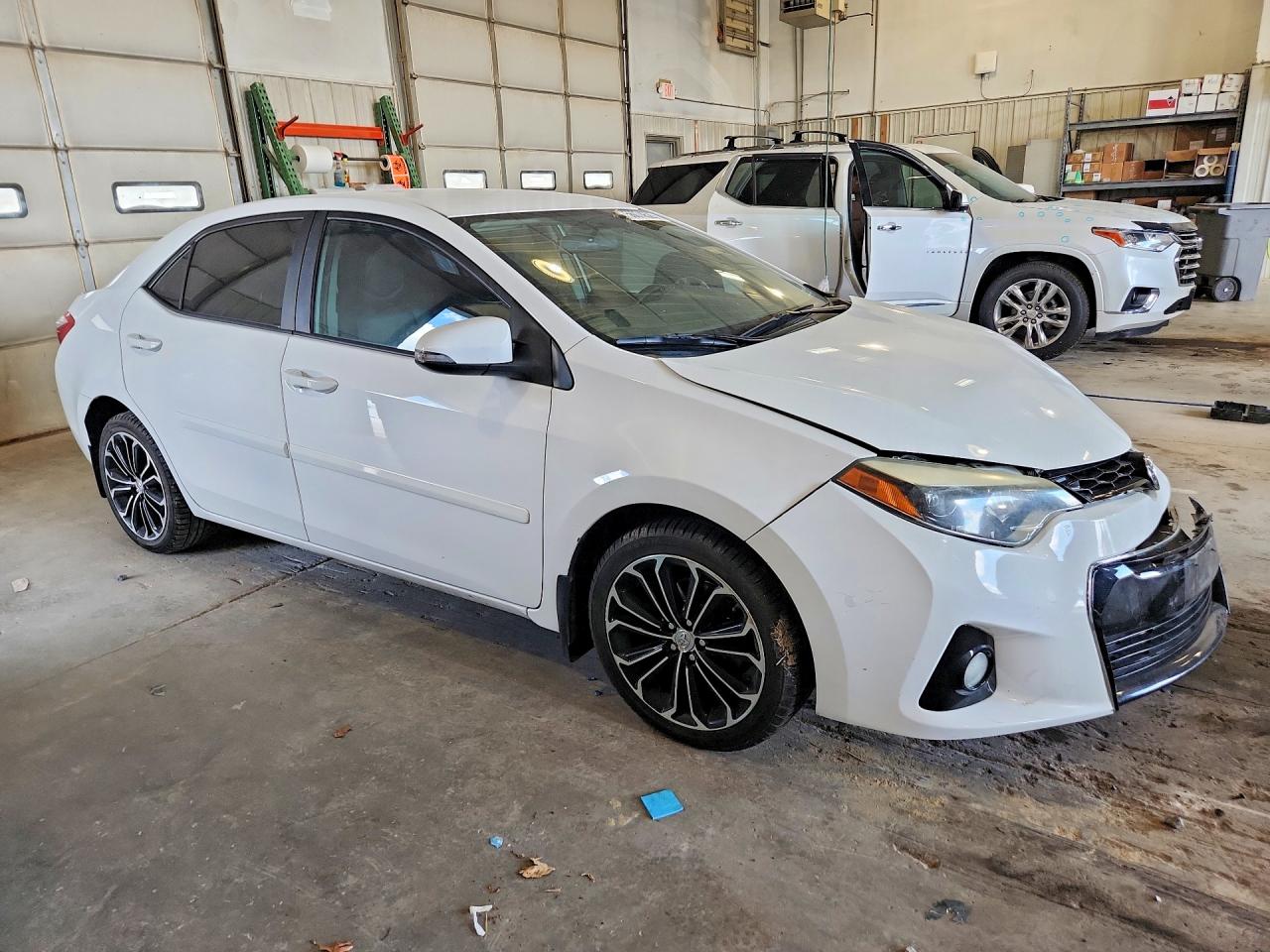 2015 Toyota Corolla S Plus White vin: 2T1BURHEXFC339526