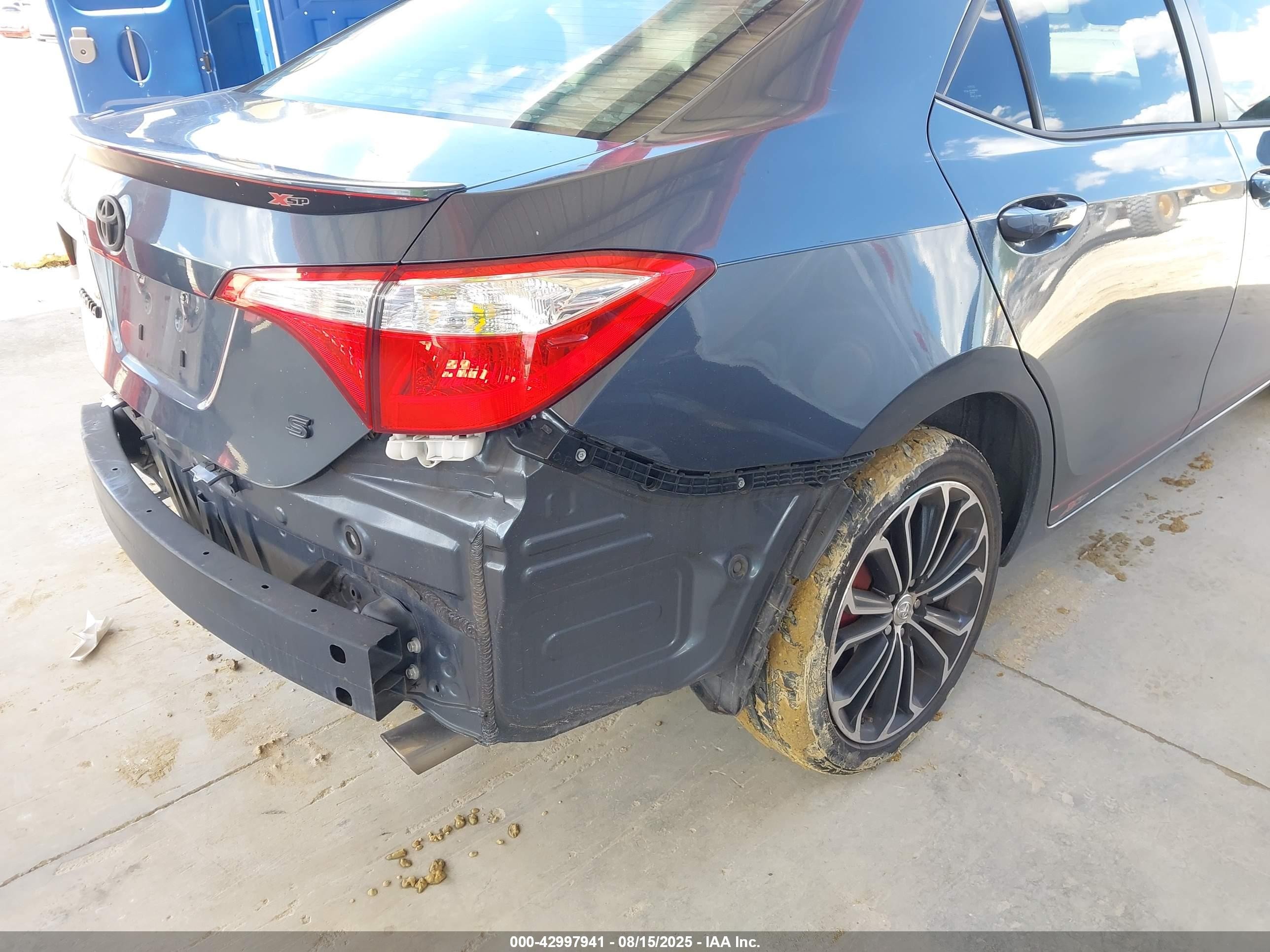 2015 Toyota Corolla L/le/le Pls/prm/s/s Pls Синий vin: 2T1BURHEXFC346637