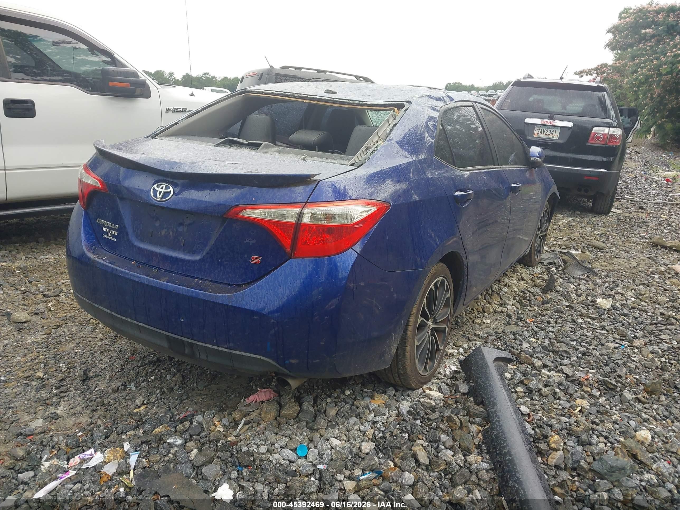 2015 Toyota Corolla S Plus Blue vin: 2T1BURHEXFC367696