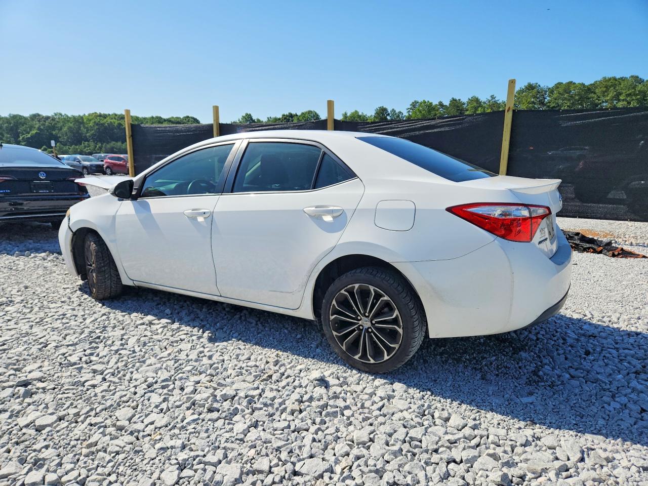 2015 Toyota Corolla S Plus White vin: 2T1BURHEXFC369934