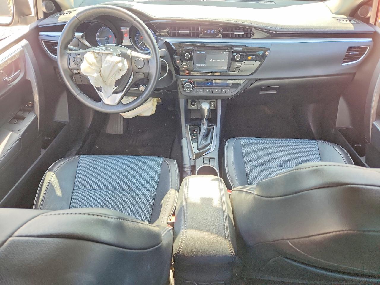 2015 Toyota Corolla S Plus White vin: 2T1BURHEXFC369934