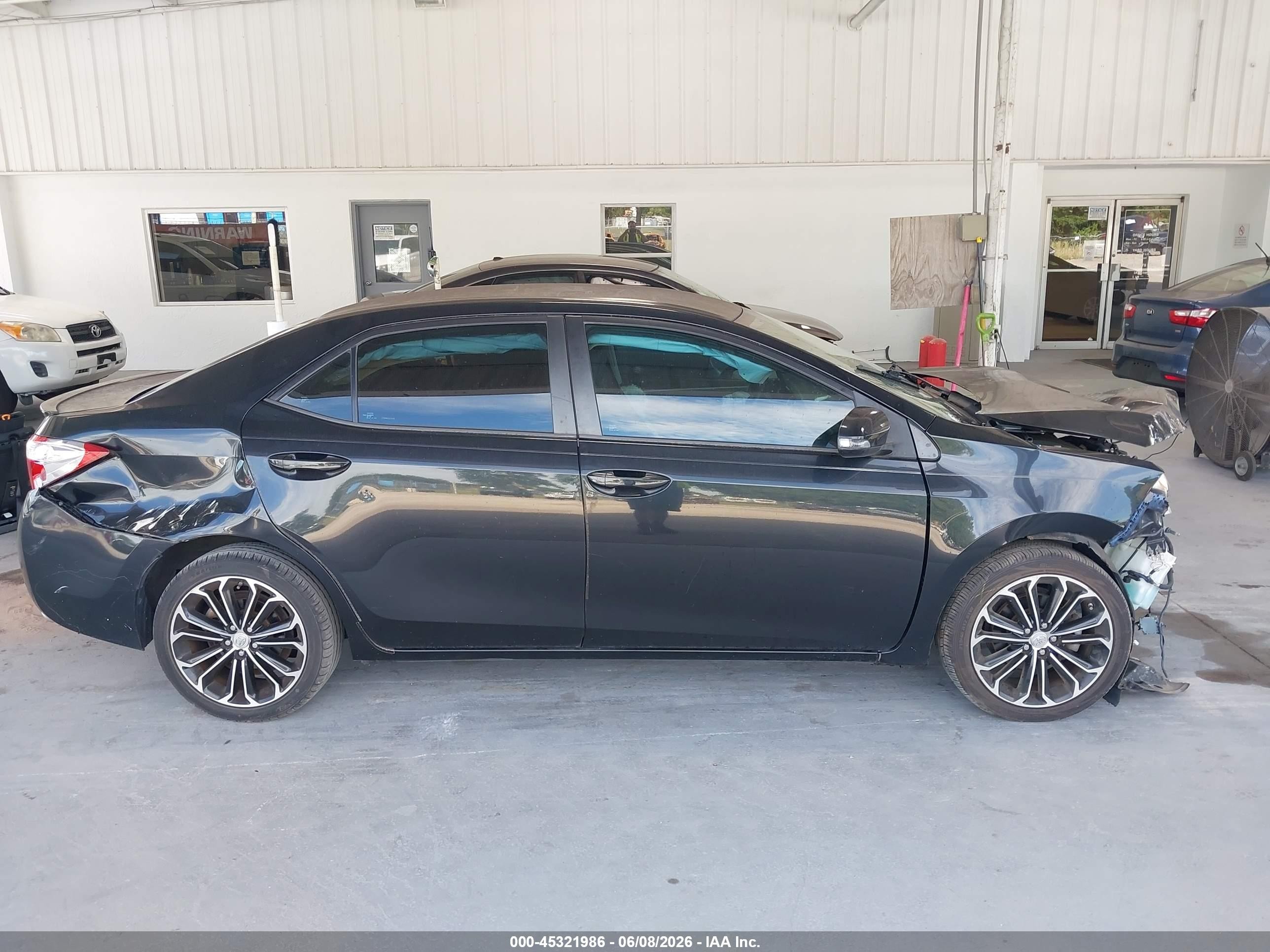 2015 Toyota Corolla S Plus Черный vin: 2T1BURHEXFC379430