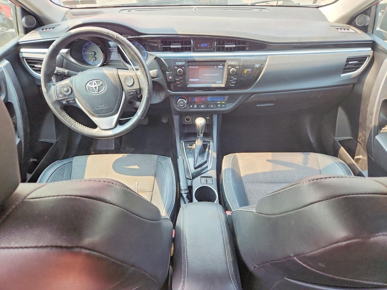 2015 Toyota Corolla S Plus Red vin: 2T1BURHEXFC390332