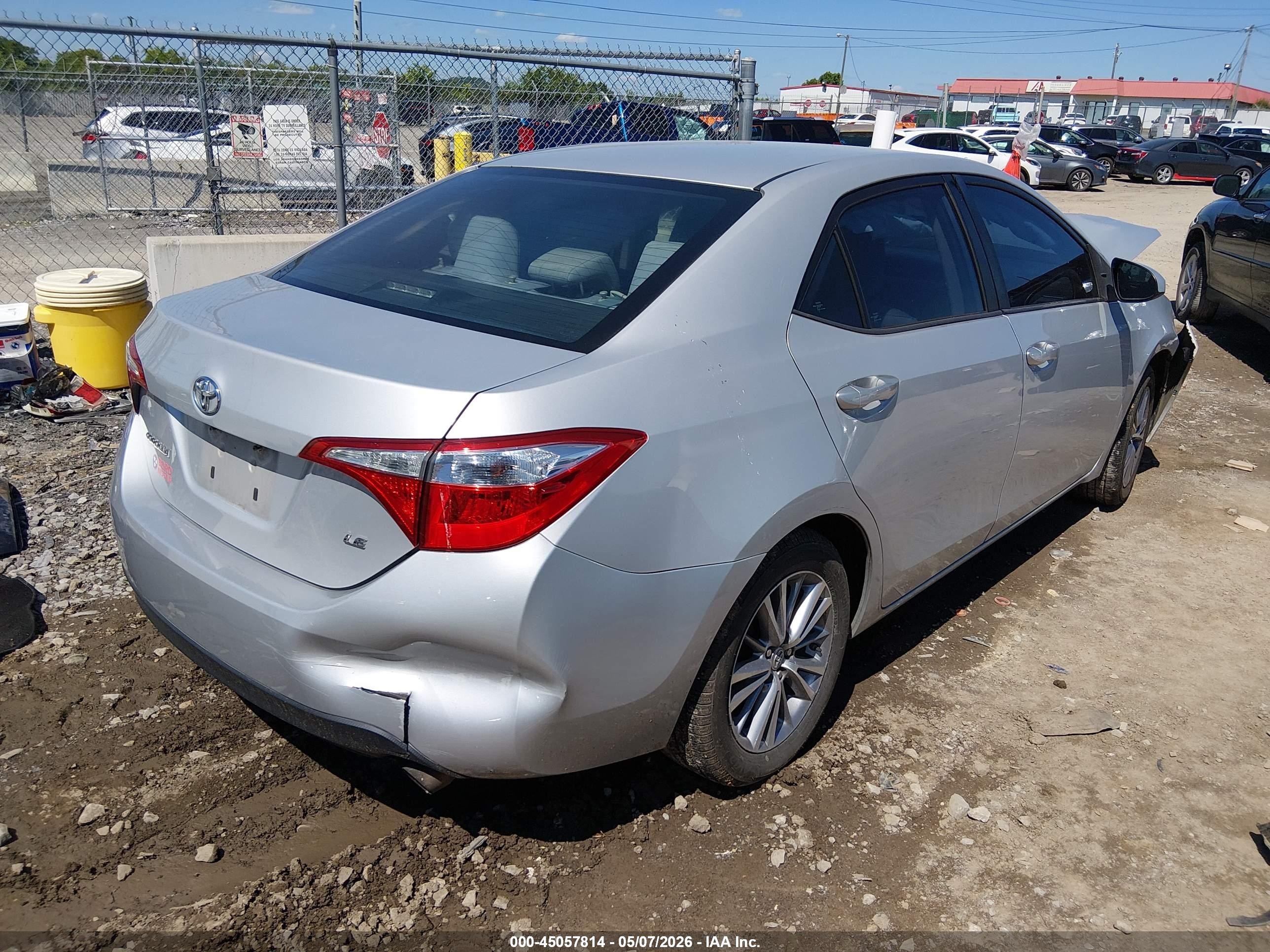 2015 Toyota Corolla Le Plus Silver vin: 2T1BURHEXFC403726