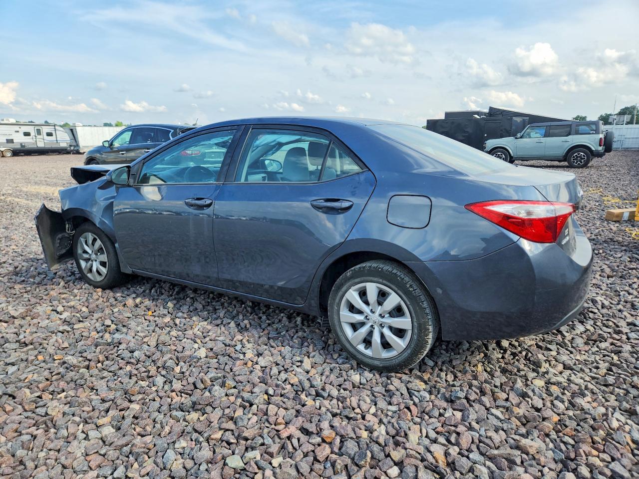 2015 Toyota Corolla Le Gray vin: 2T1BURHEXFC406156