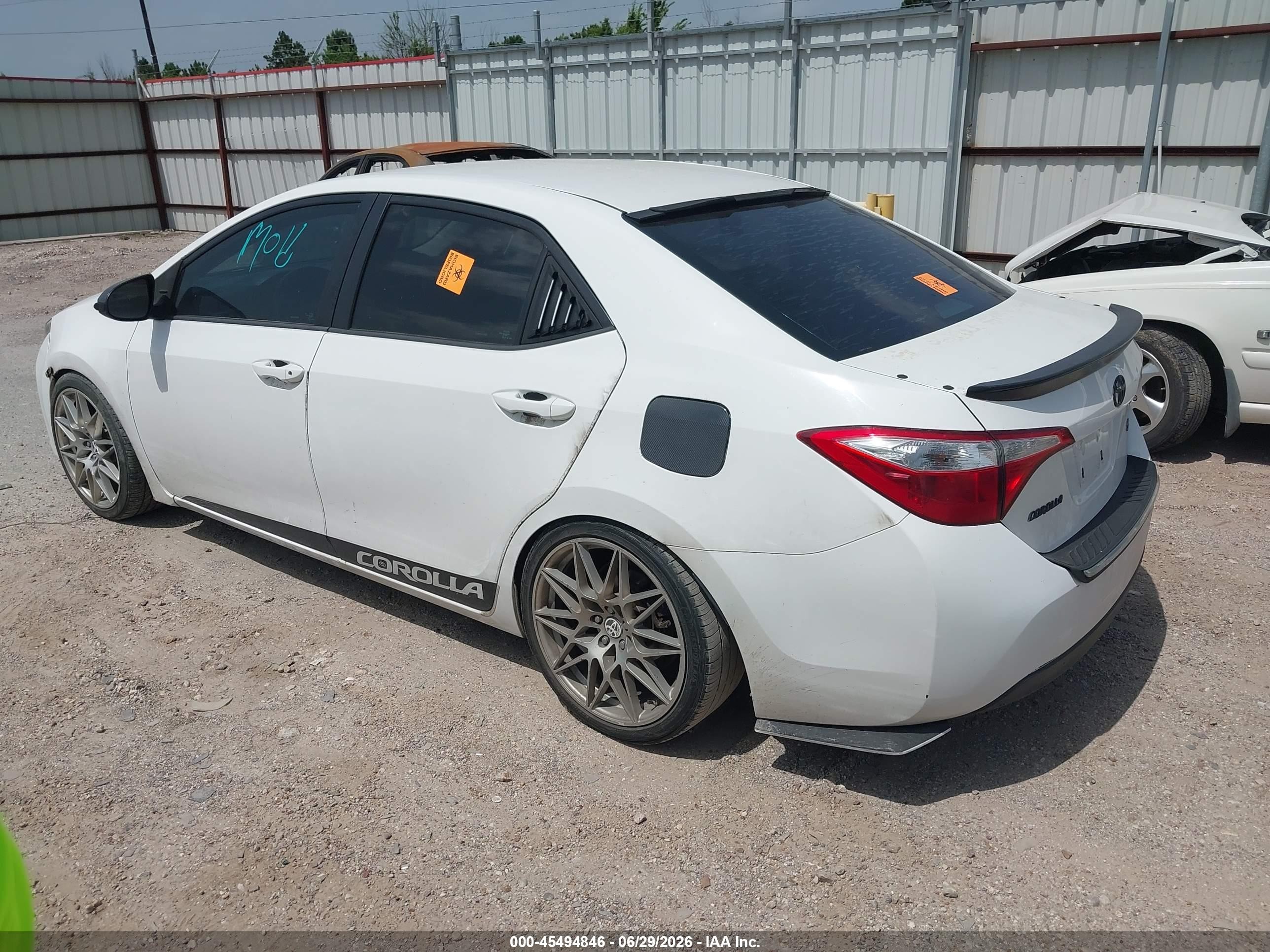 2015 Toyota Corolla S Plus White vin: 2T1BURHEXFC406383