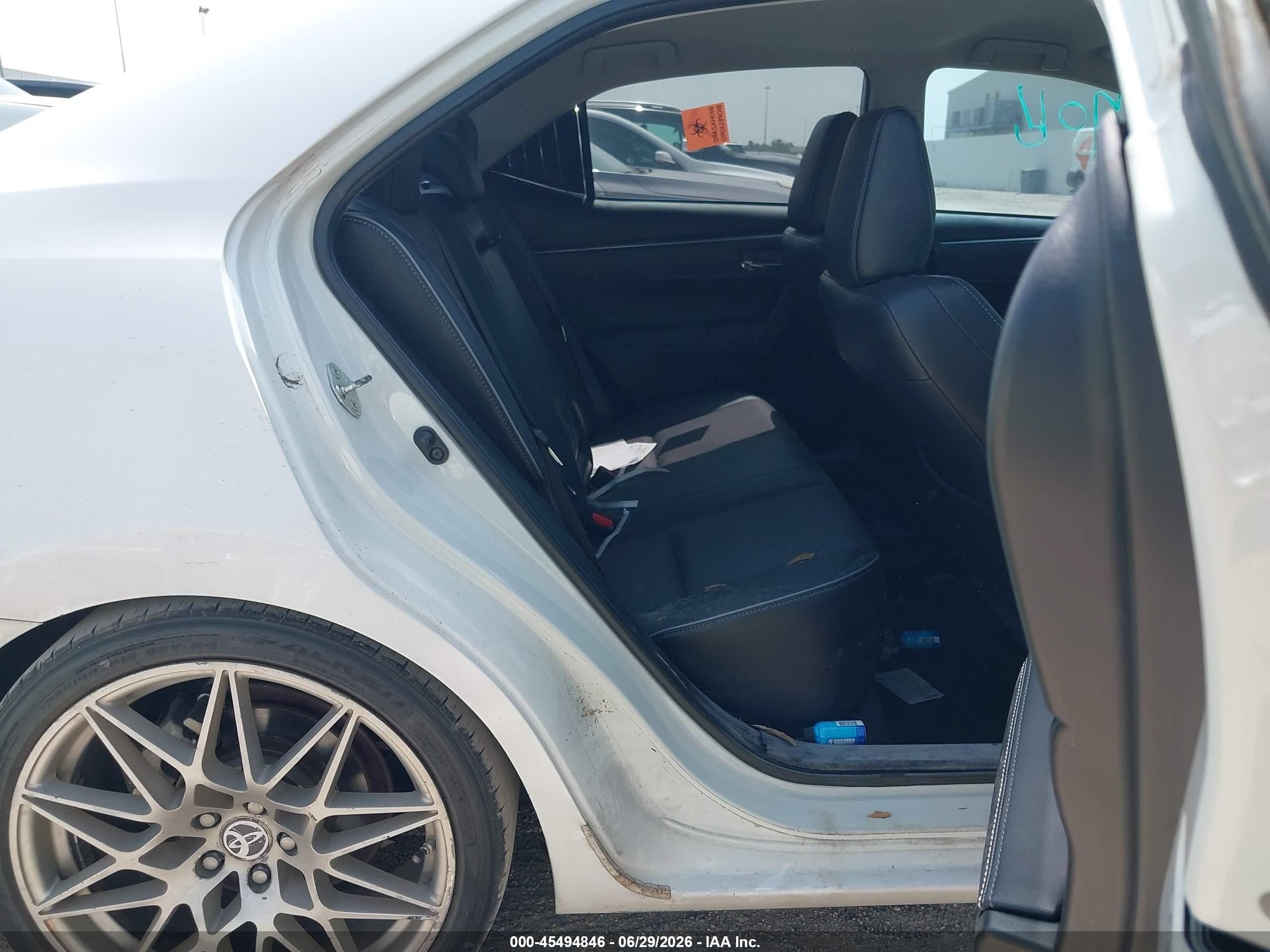 2015 Toyota Corolla S Plus White vin: 2T1BURHEXFC406383